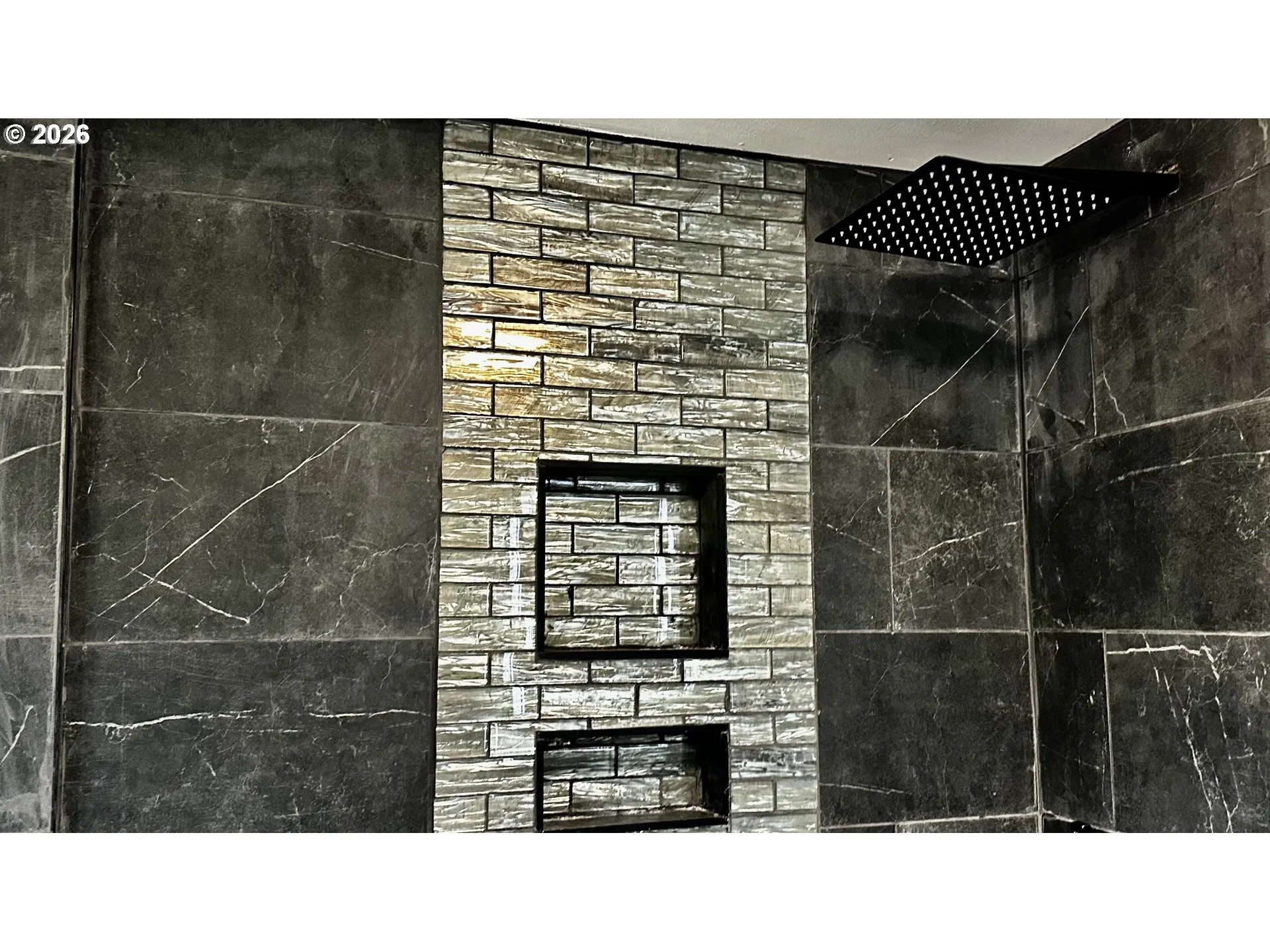 Bathroom-Walk in Shower