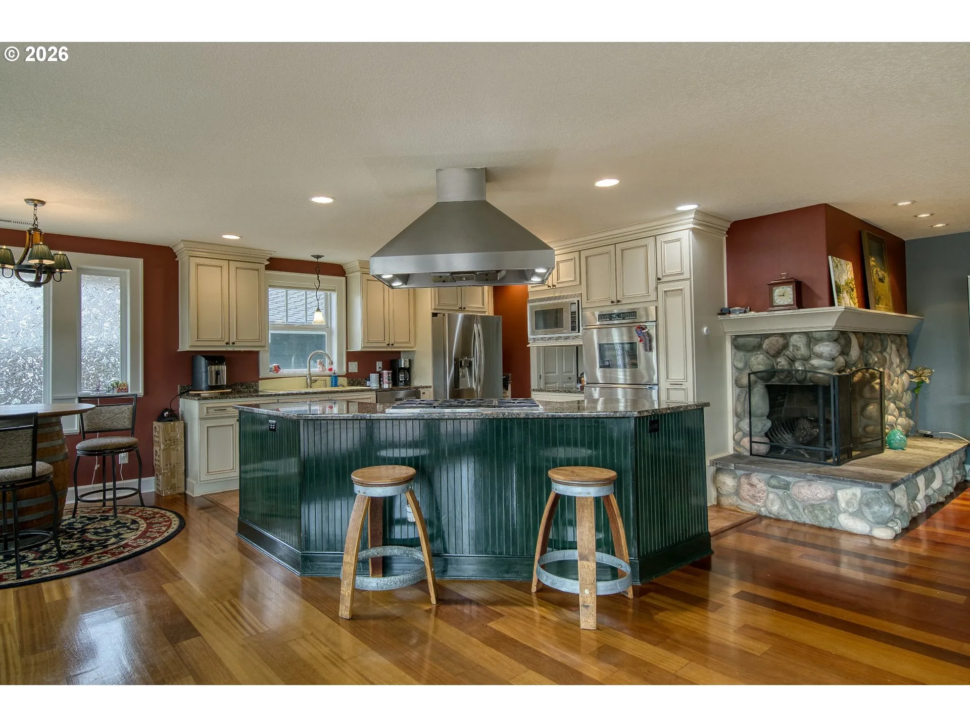 Kitchen-Cooking Island