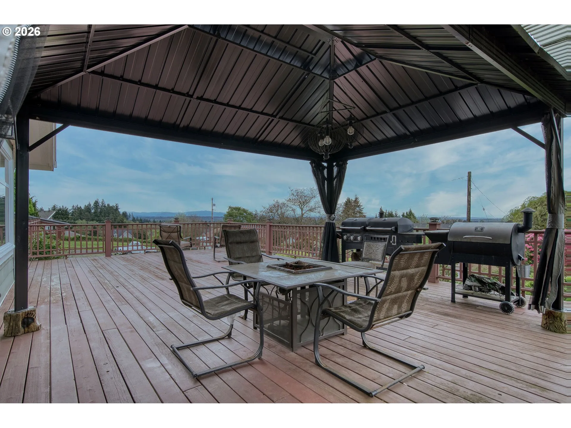 Deck-Main