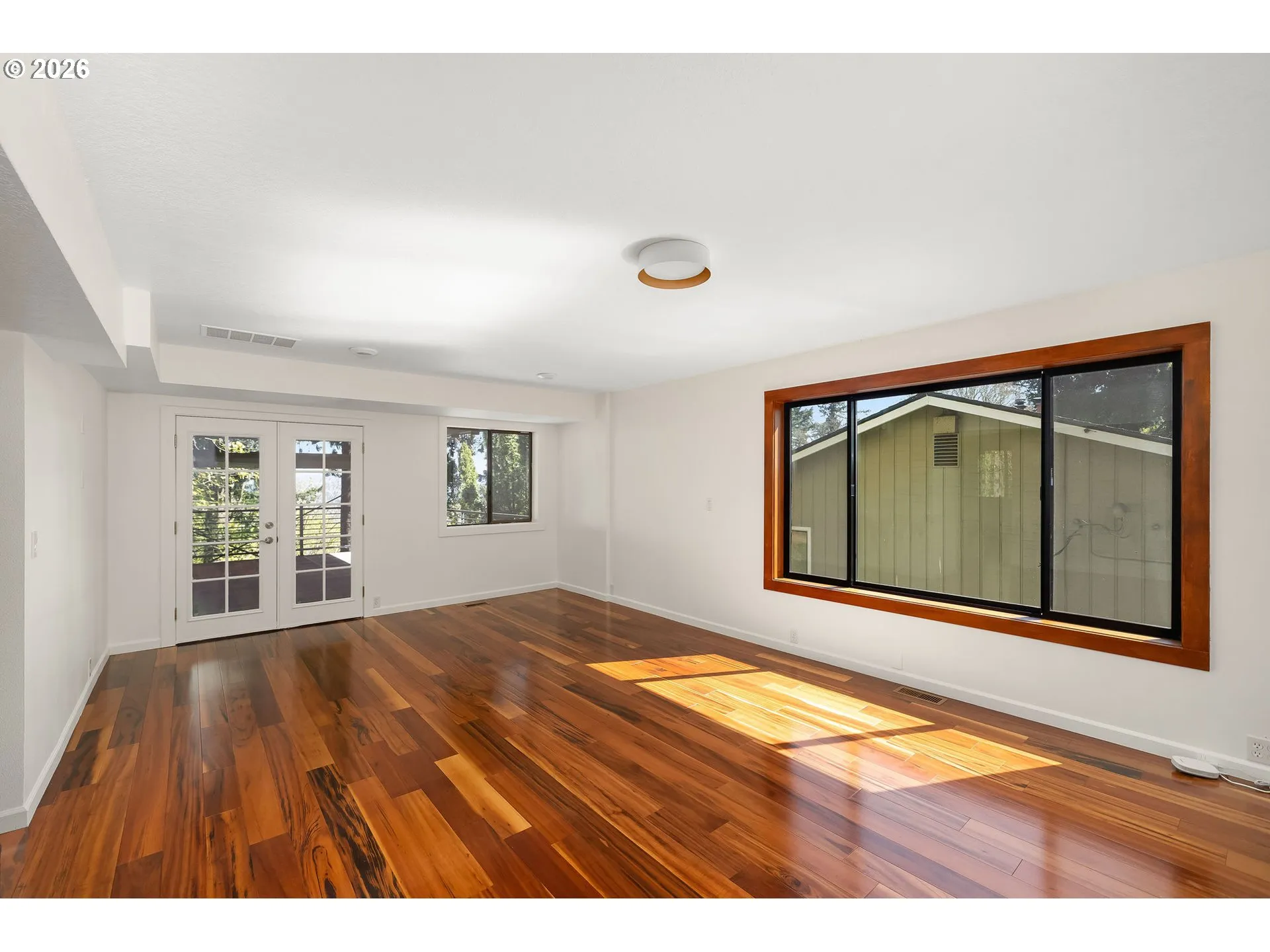 Family Room-Lower