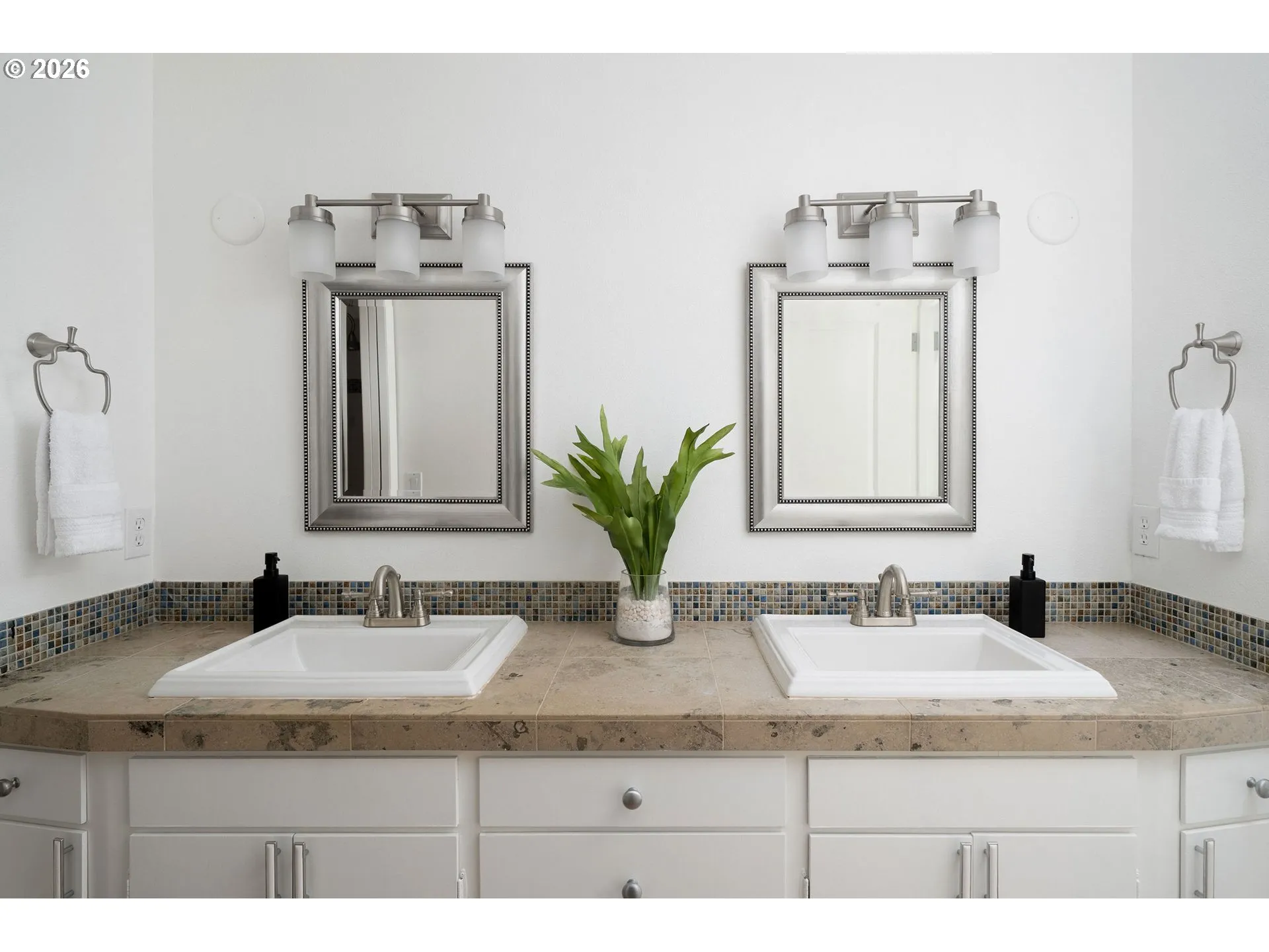 Bathroom, Attached