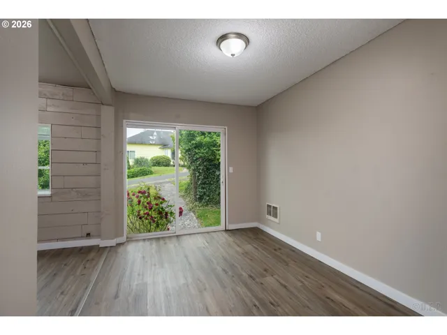 Dining Room-Formal