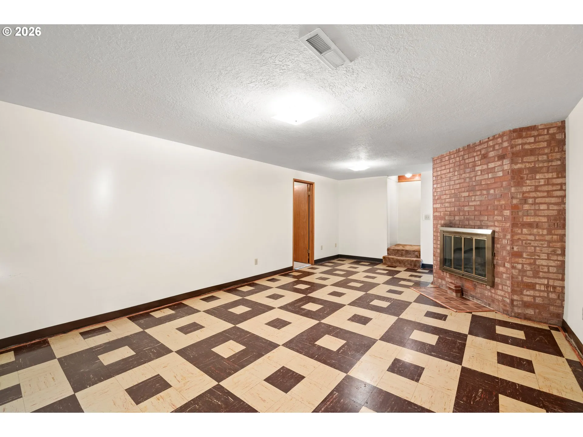 Family Room-Lower