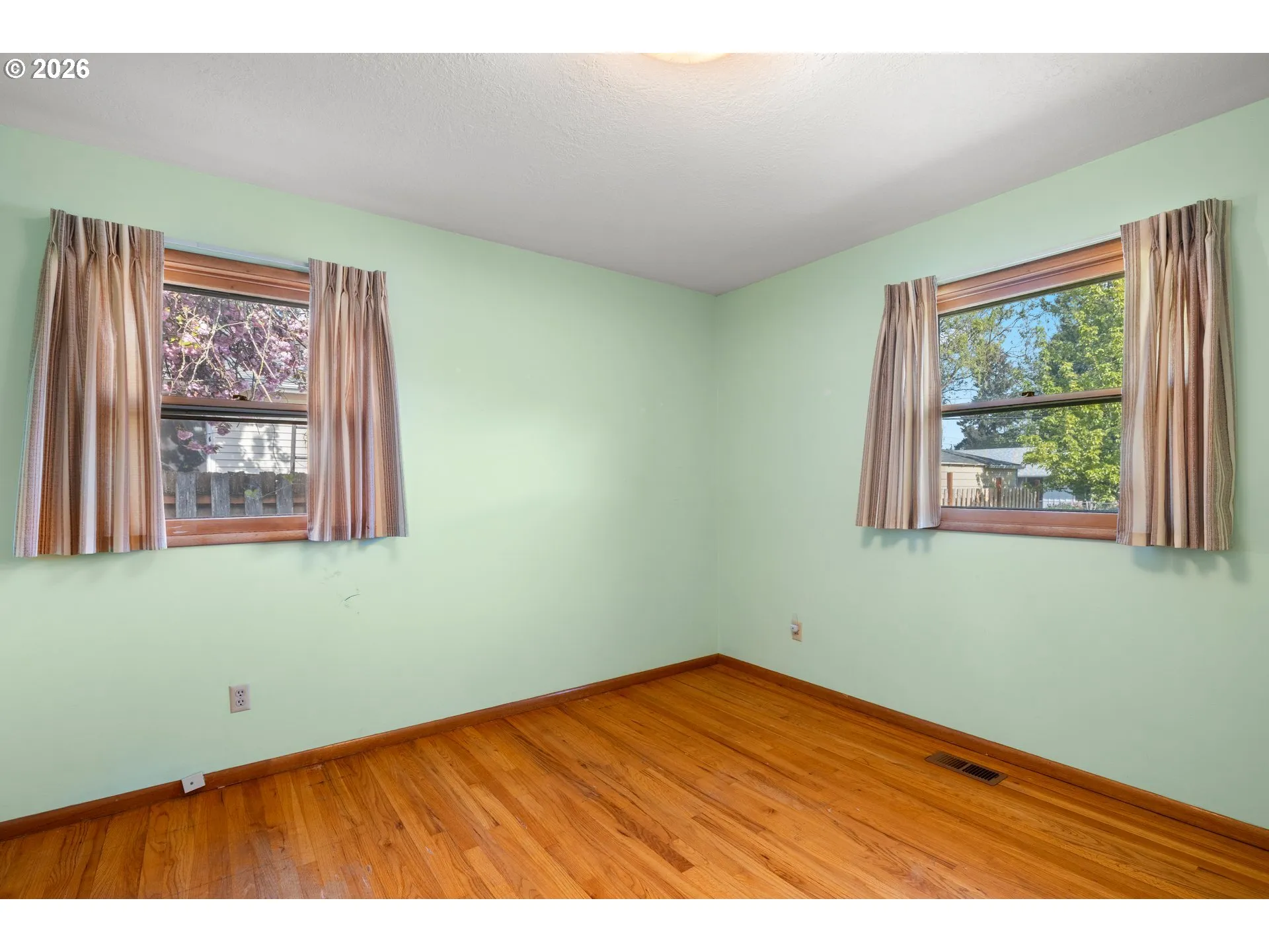 Bedroom-Main