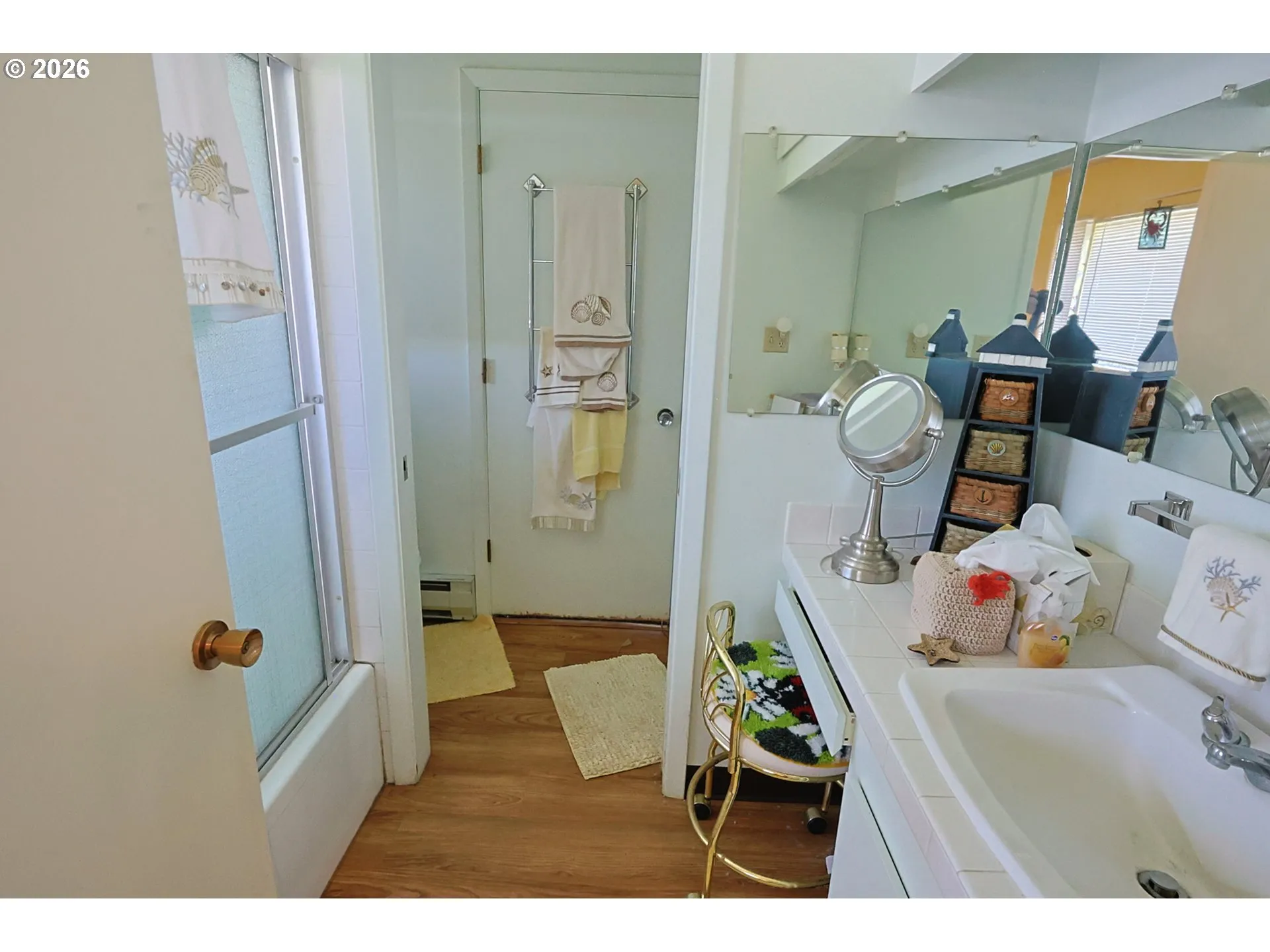 Bathroom-Jack and Jill