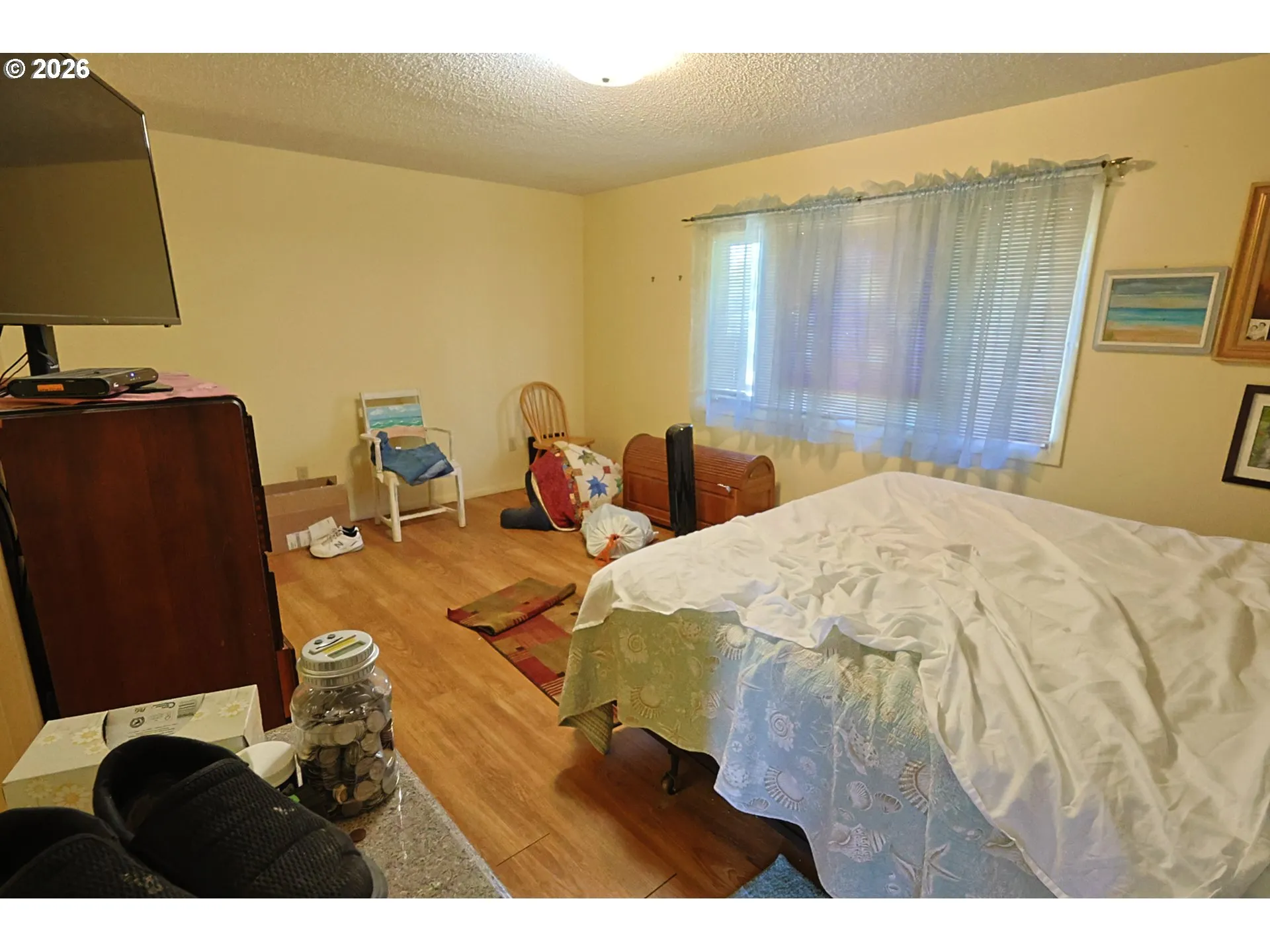 Primary Bedroom-Attached Bathroom