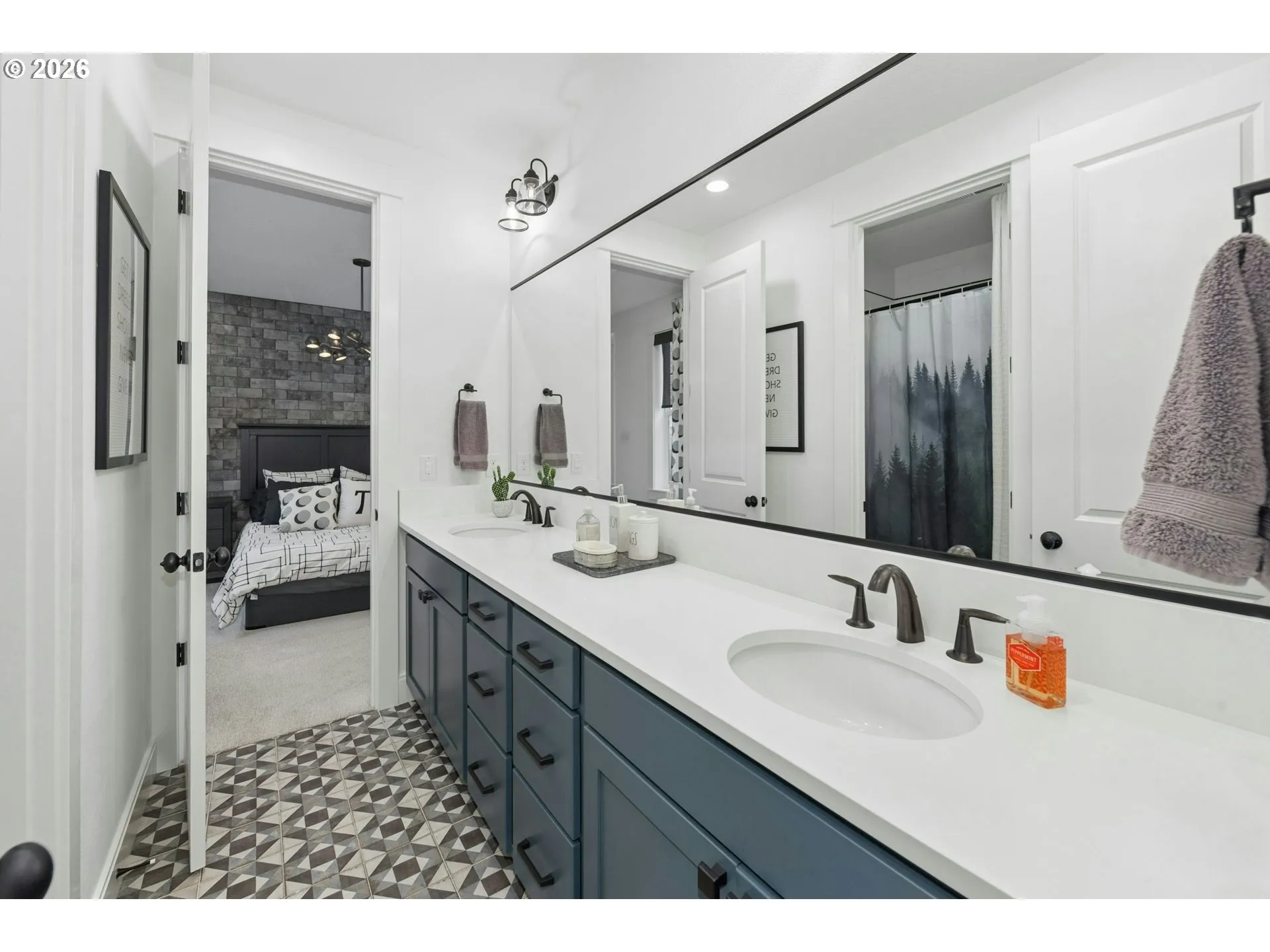 Bathroom, Attached