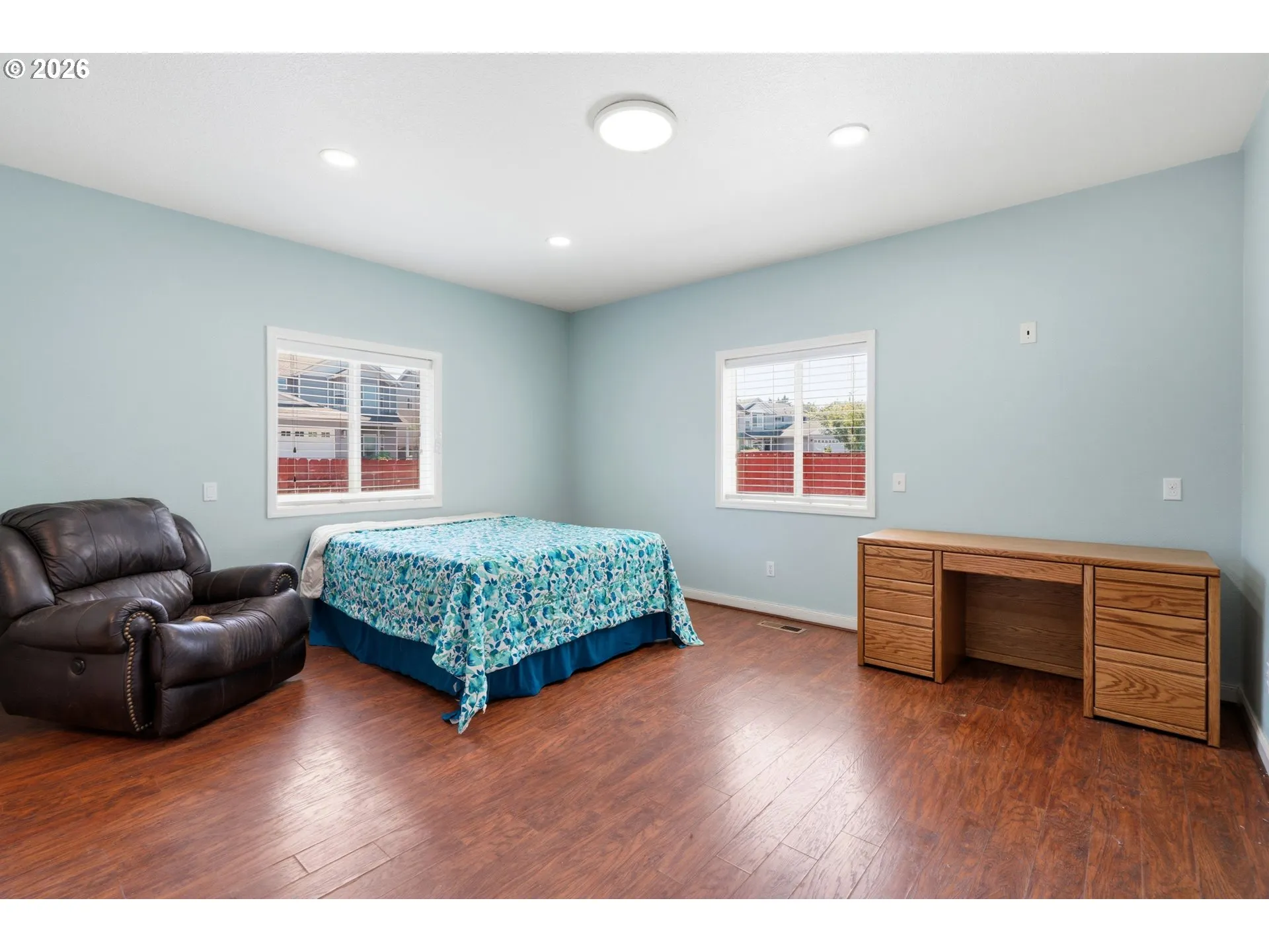Bedroom, Primary