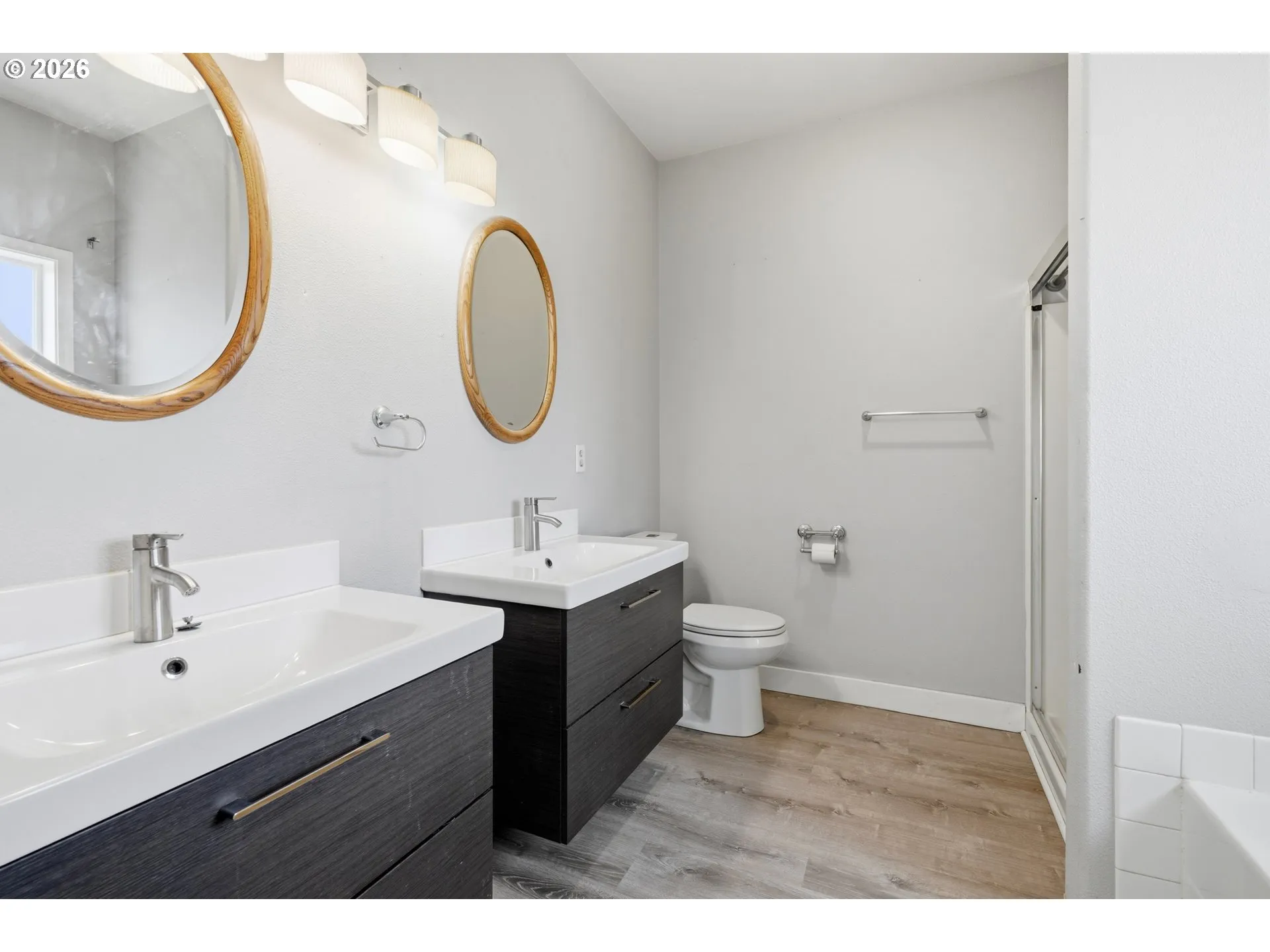Primary Bedroom-Attached Bathroom
