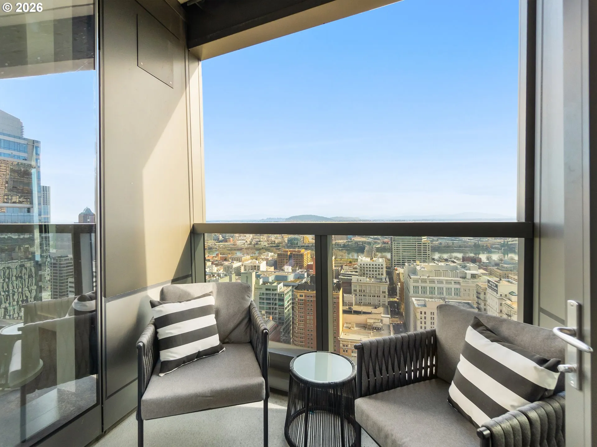 Balcony-SE Facing