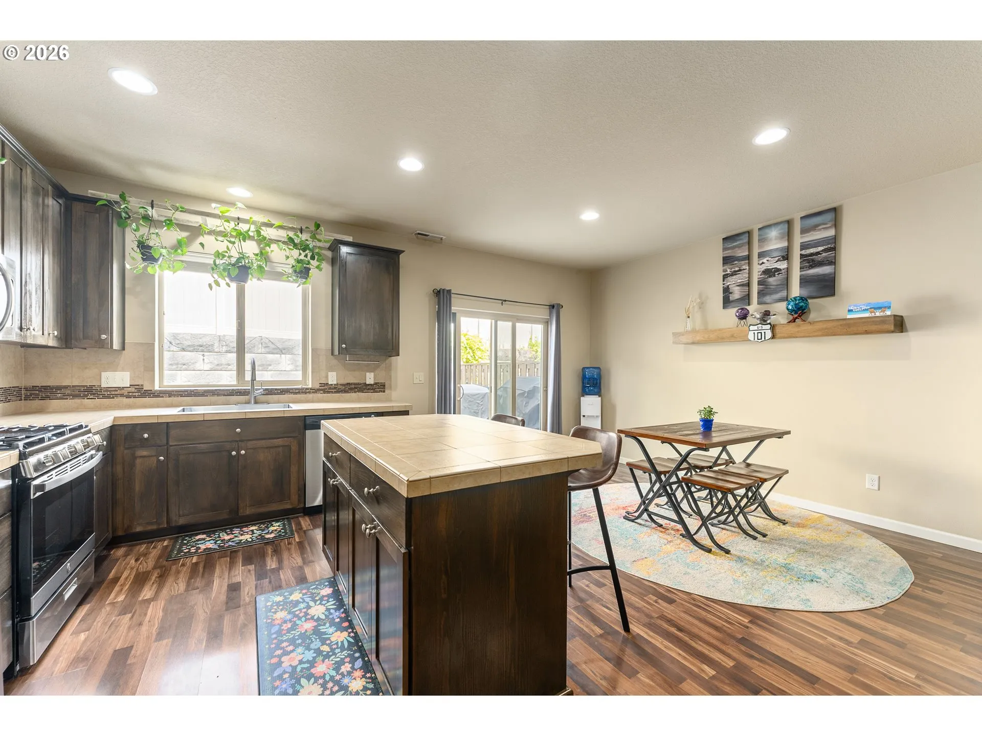Kitchen-Island