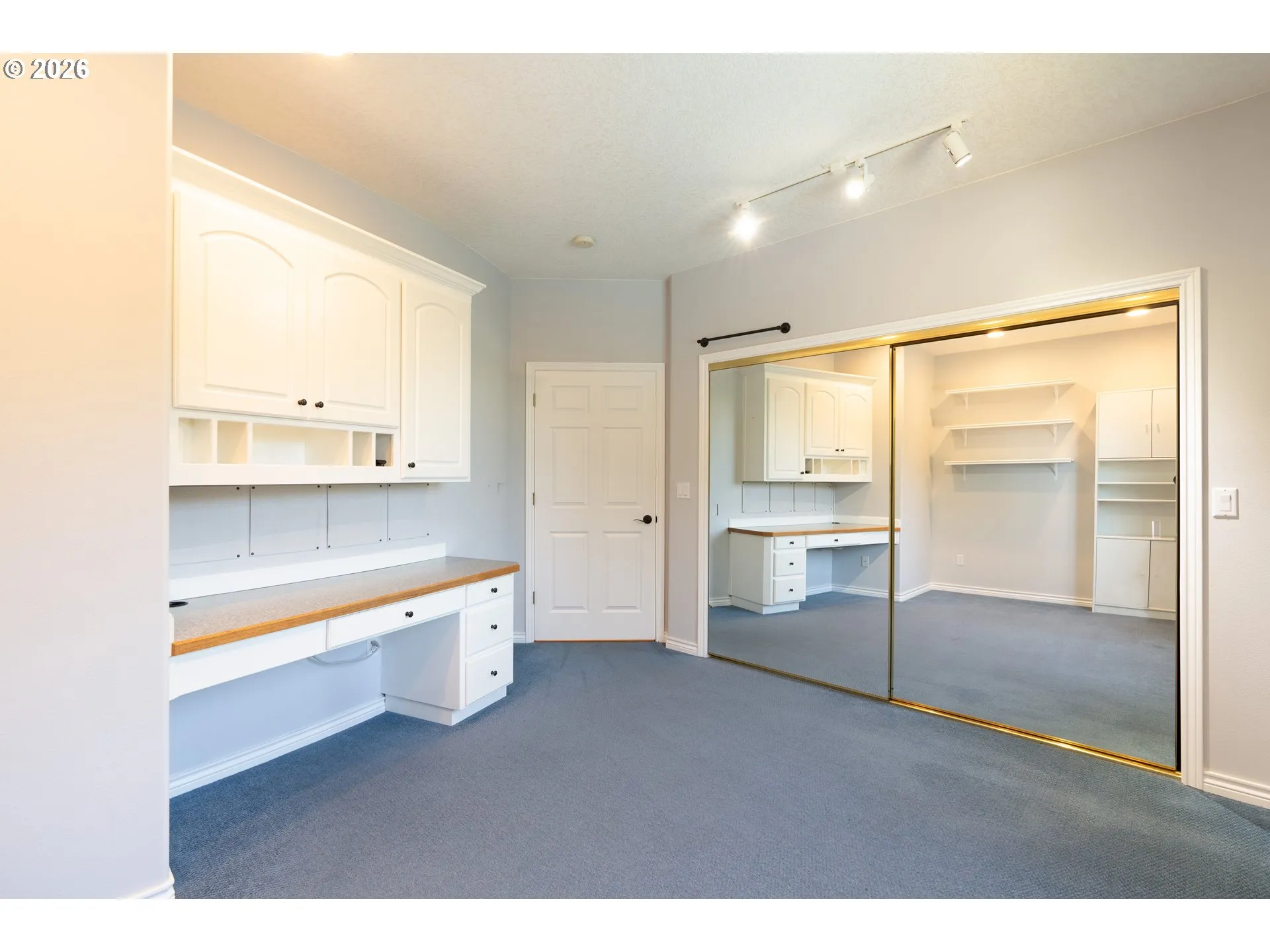 Den/Office-Main