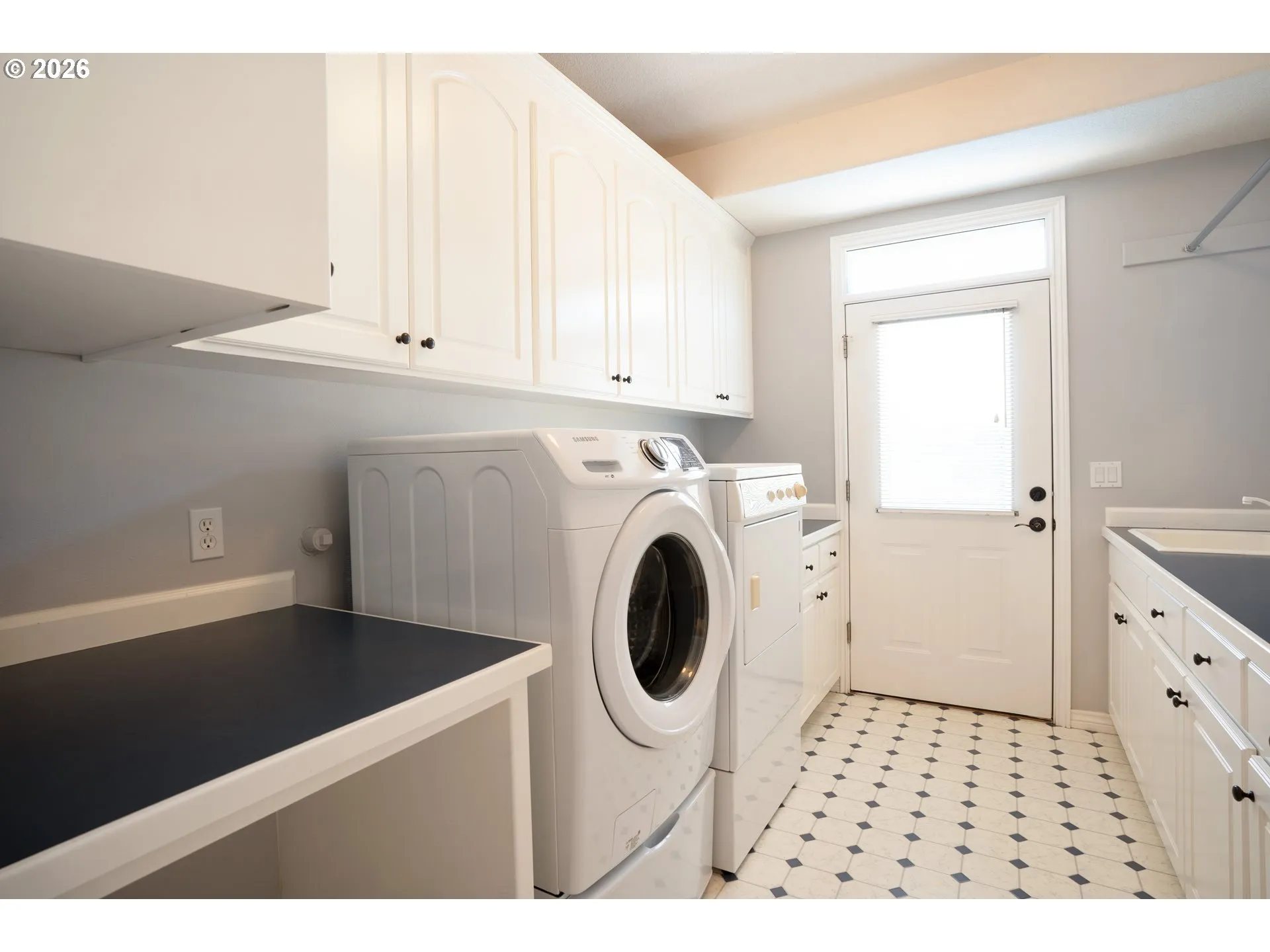 Laundry-Main