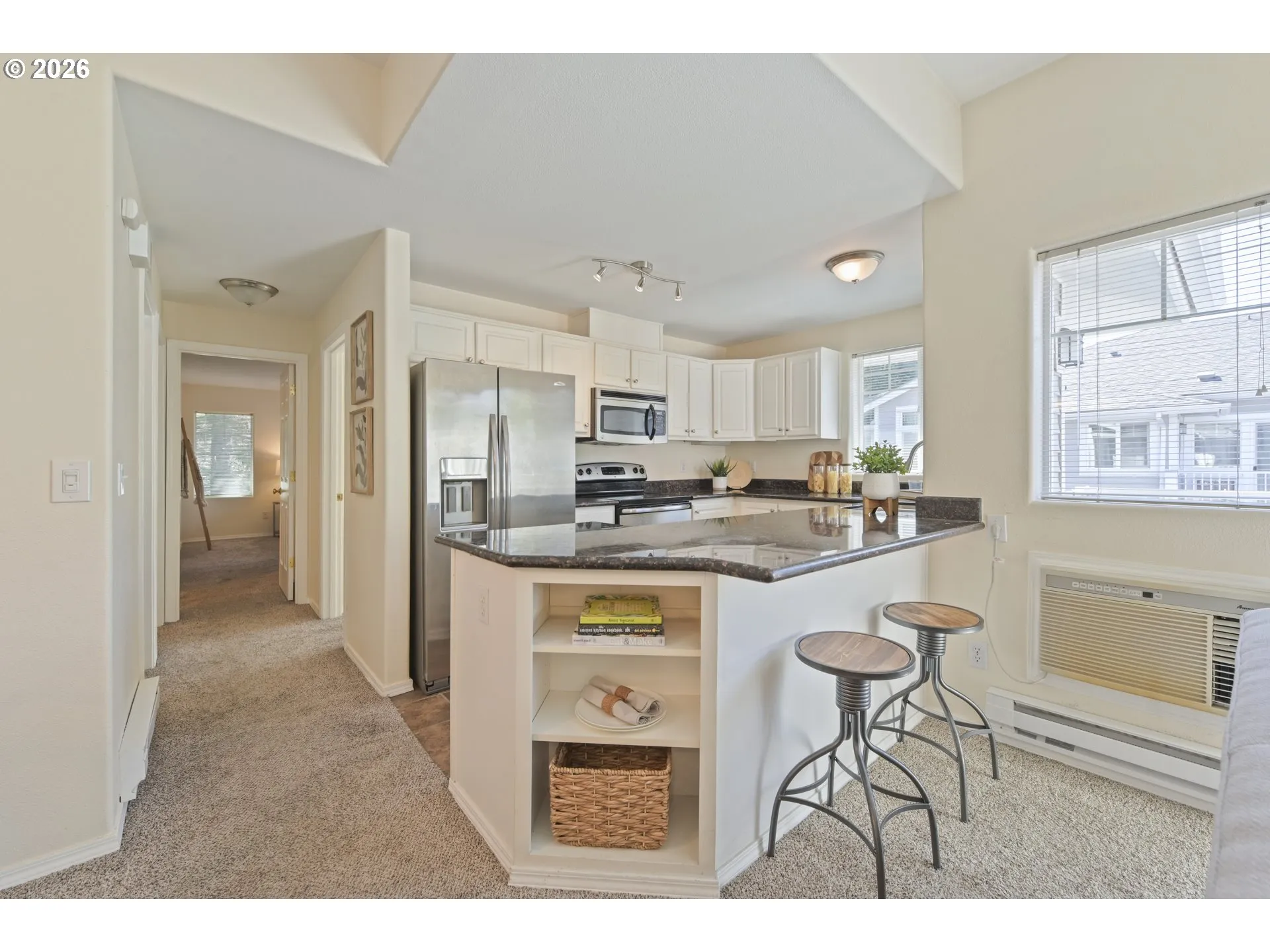 Kitchen-Eating Area