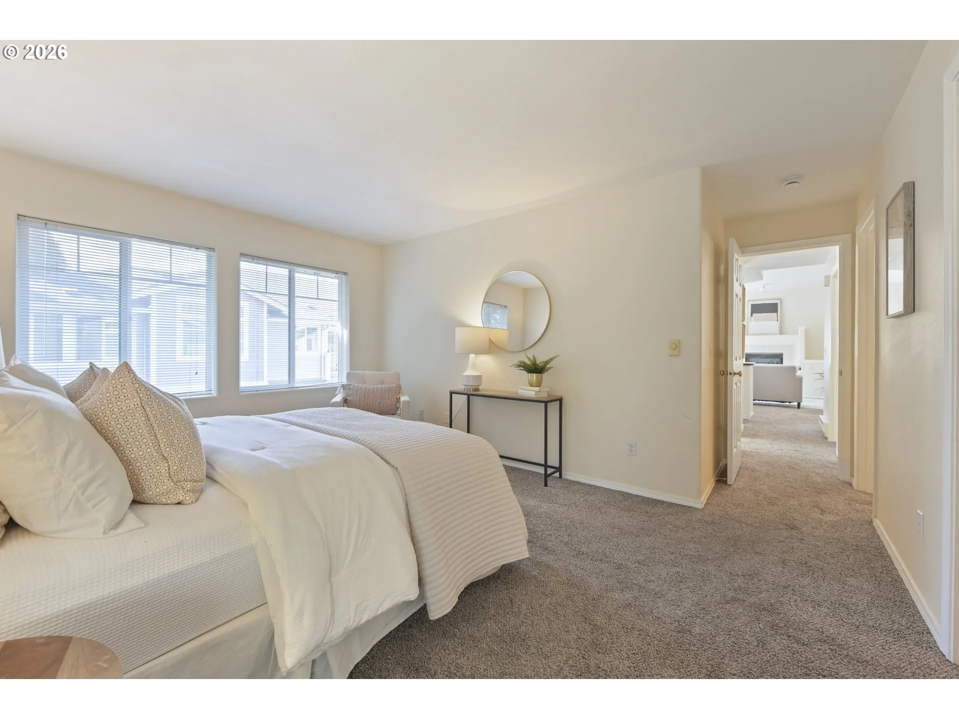 Bedroom, Primary