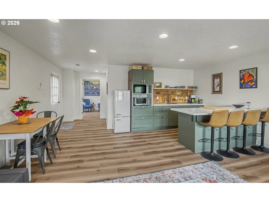 Guest Quarters