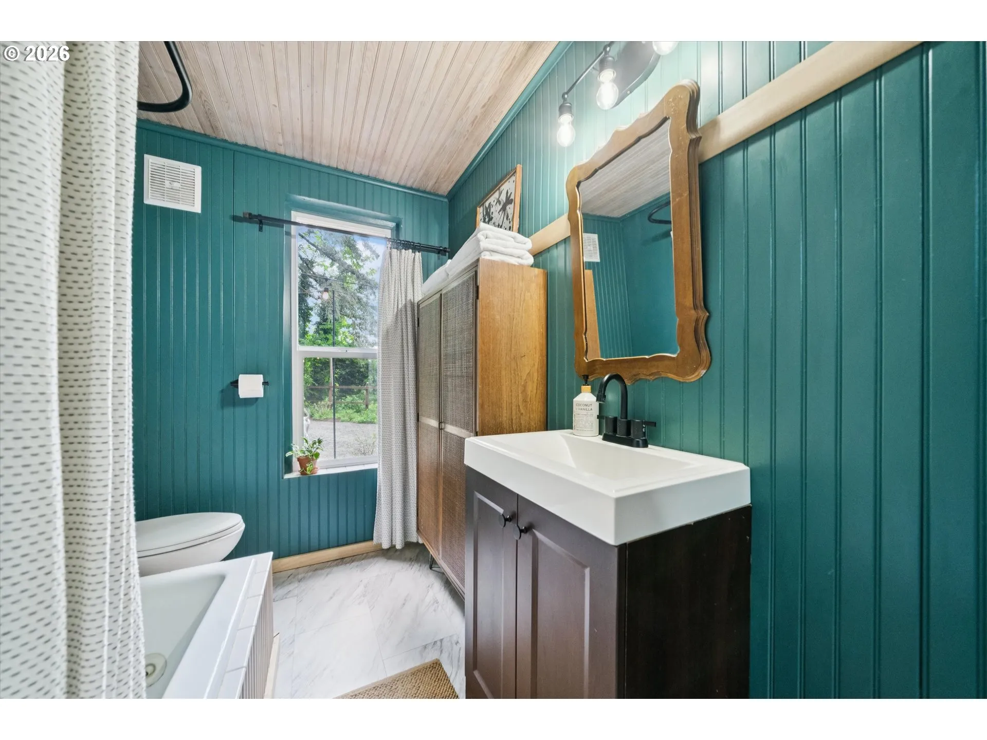 Bathroom-Main