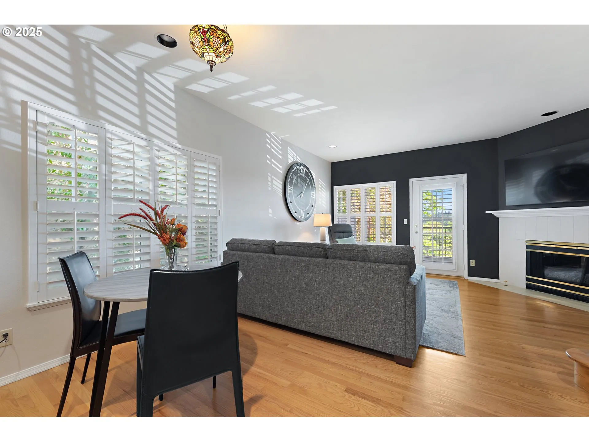 Living Room/Dining Room