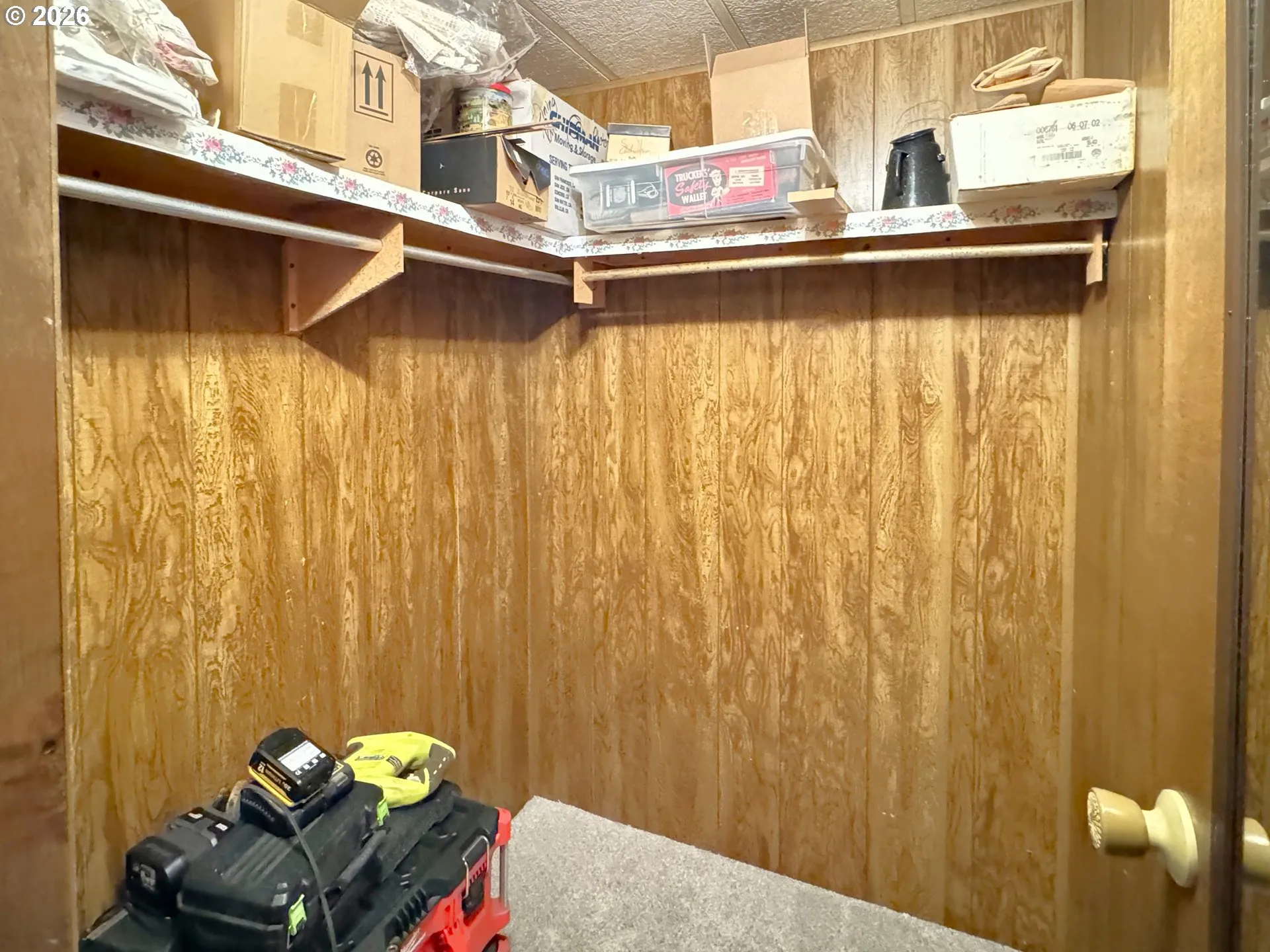 Bedroom-Walk-In Closet