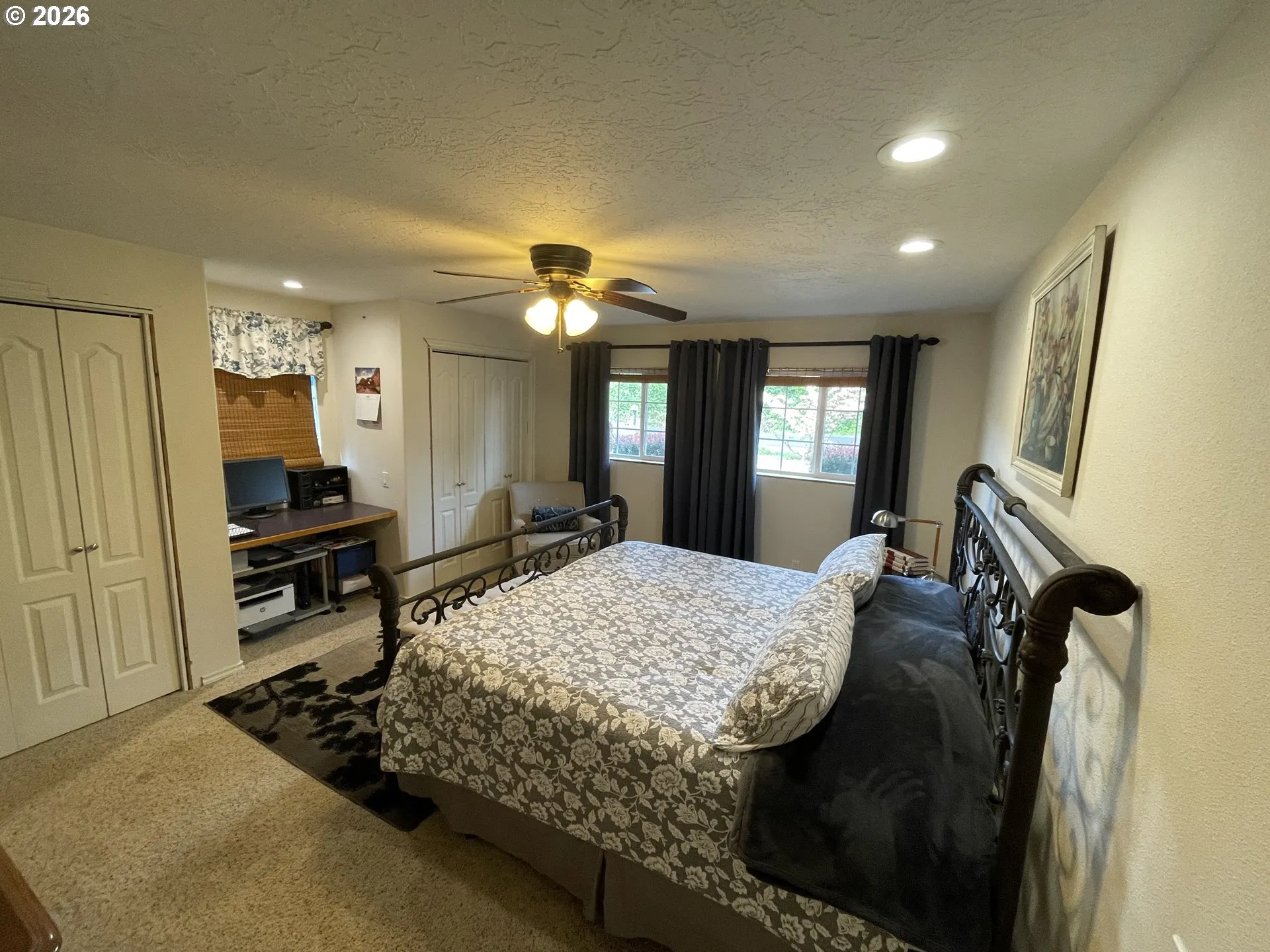 Bedroom, Primary