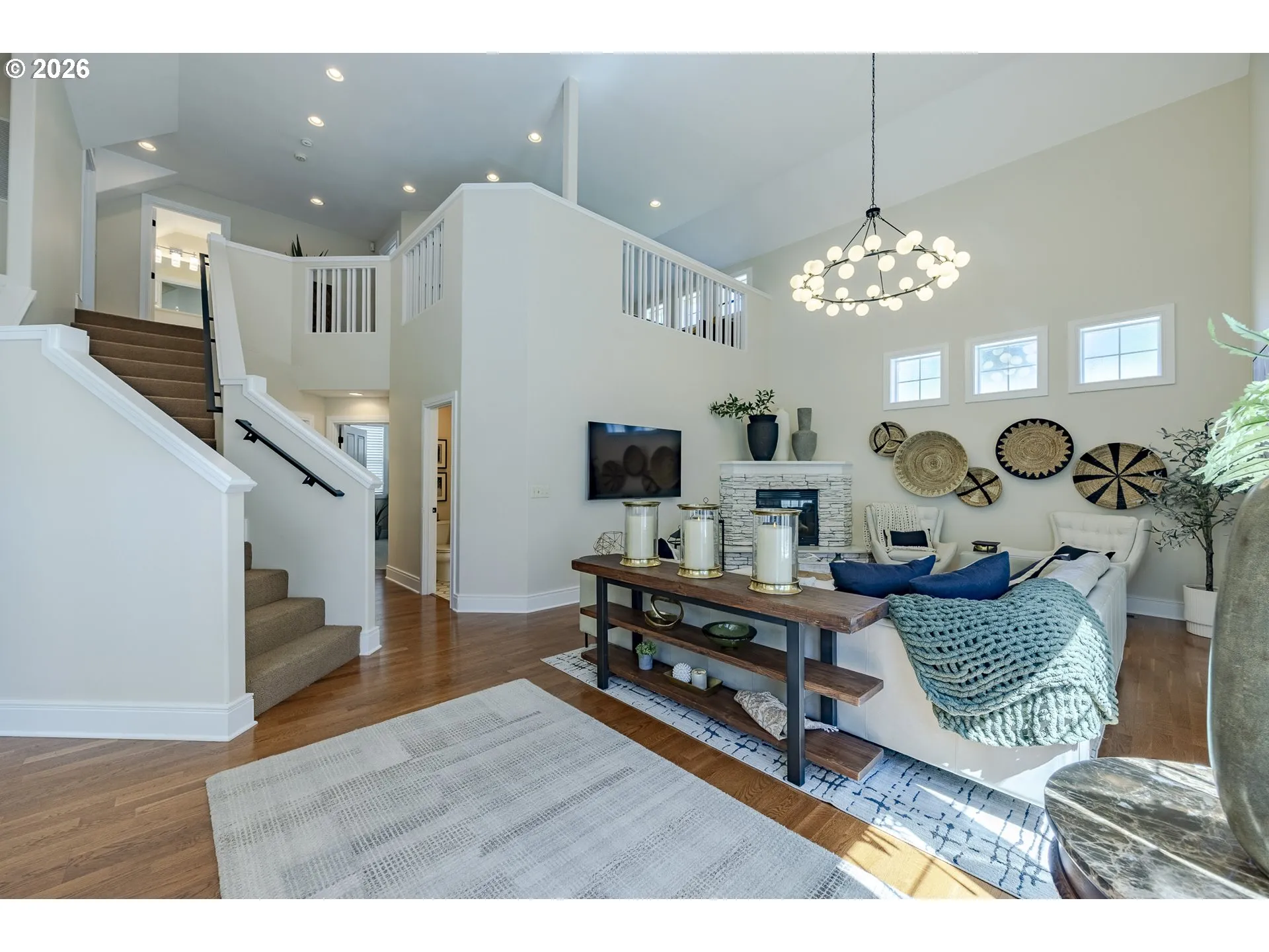 Living Room-Vaulted Ceilings
