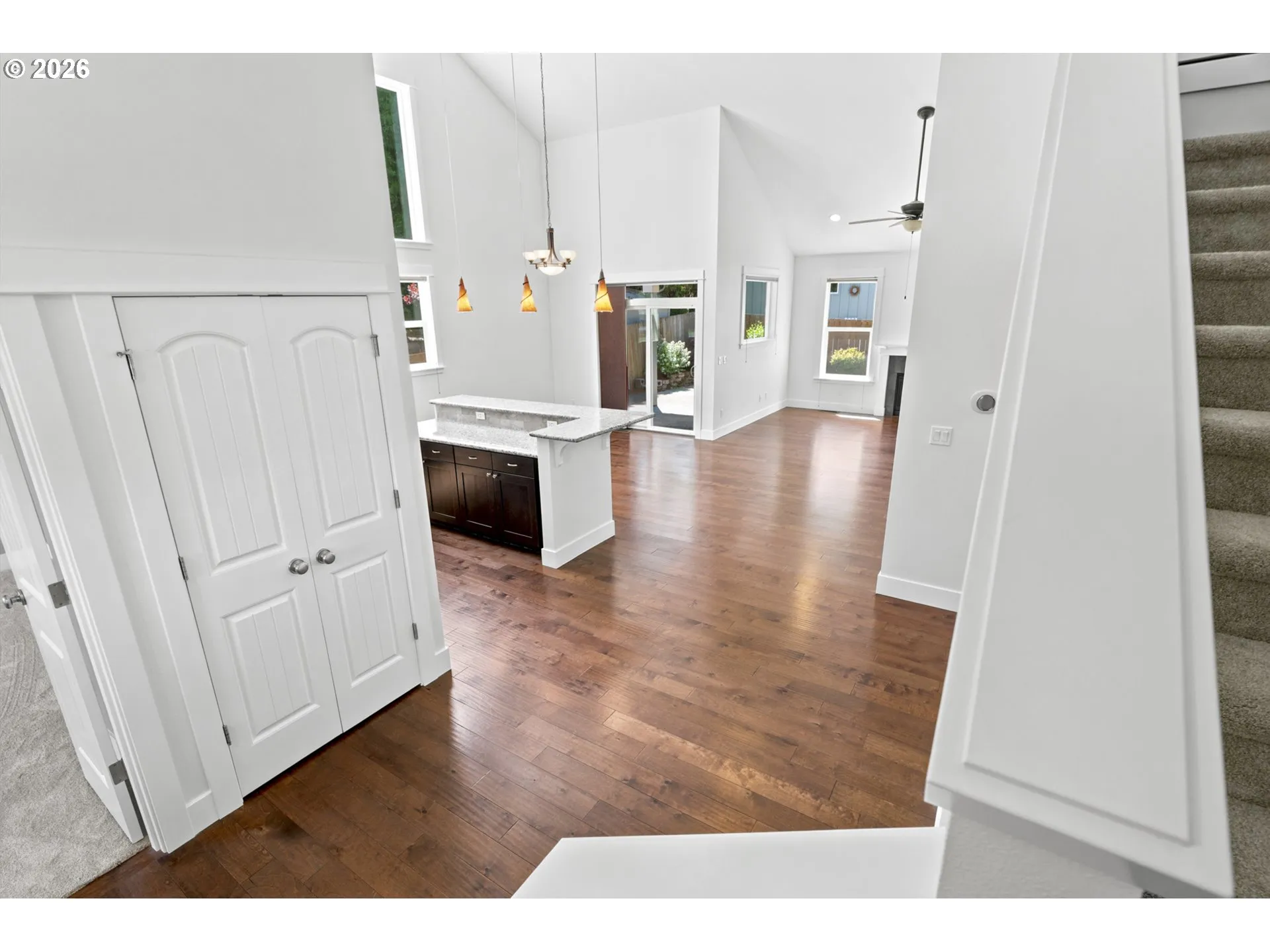 Kitchen/Dining Room-Island