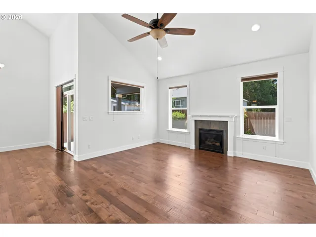 Living Room/Dining Room-Ceiling Fan