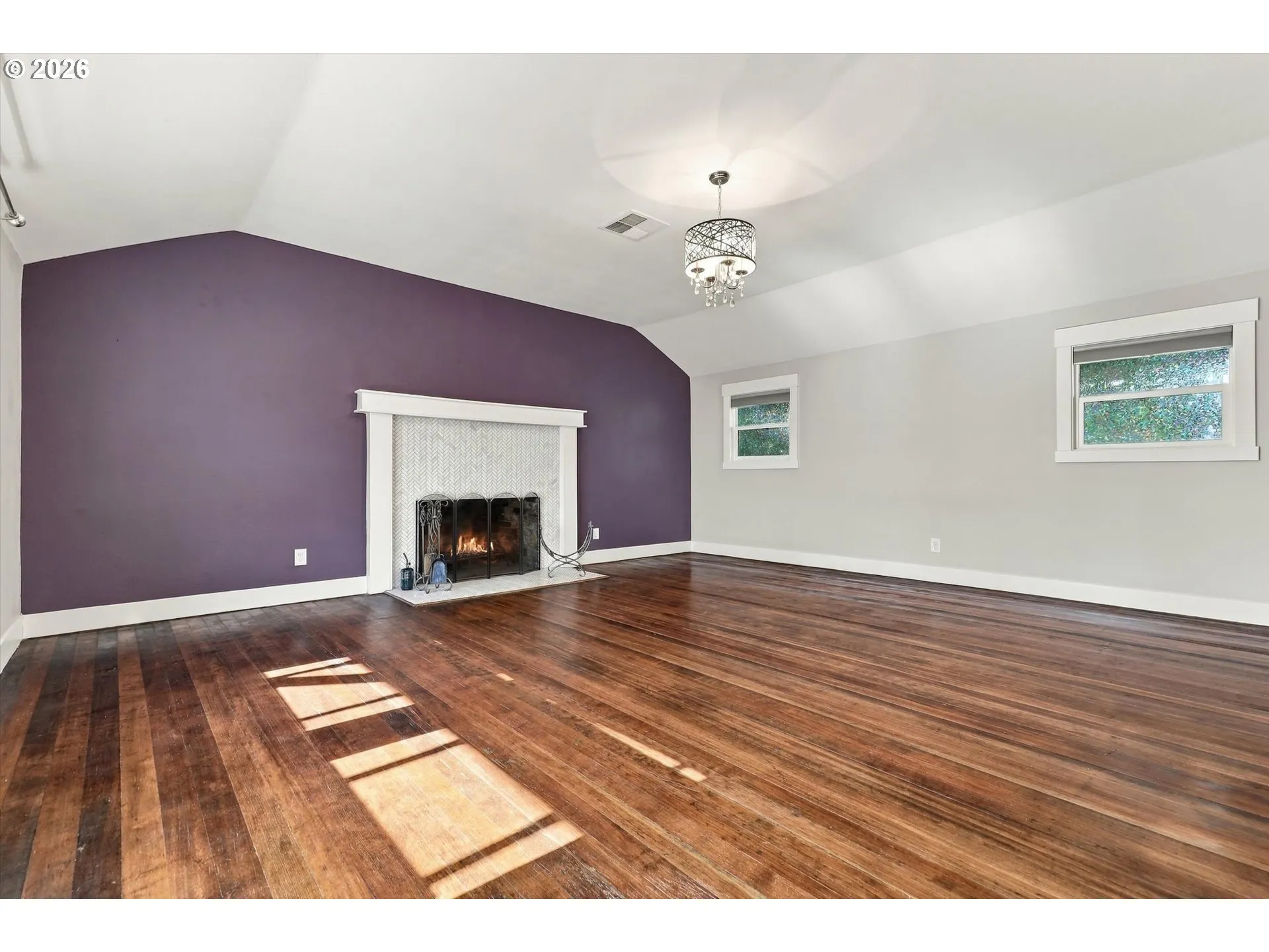 Bedroom, Owner's Suite-Main