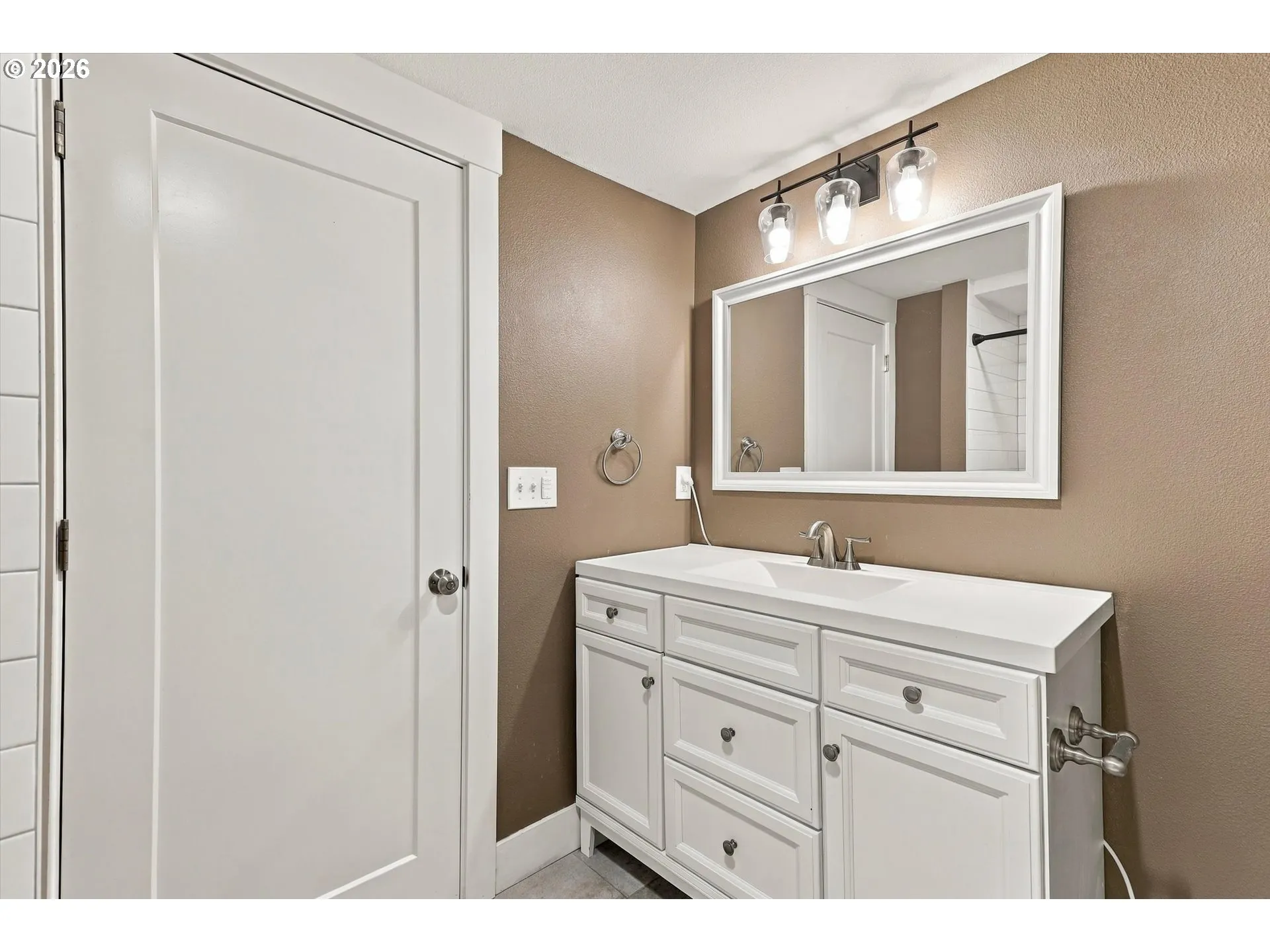 Bathroom, Attached-Main
