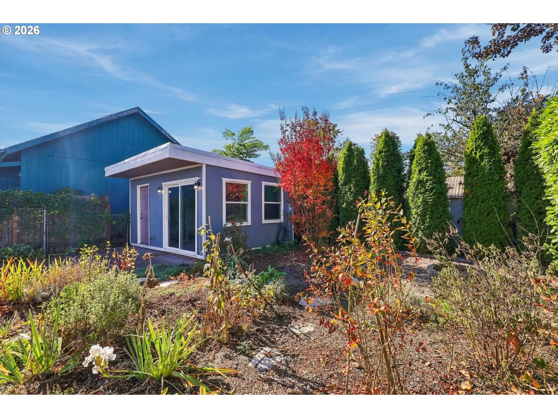 Yard-Back