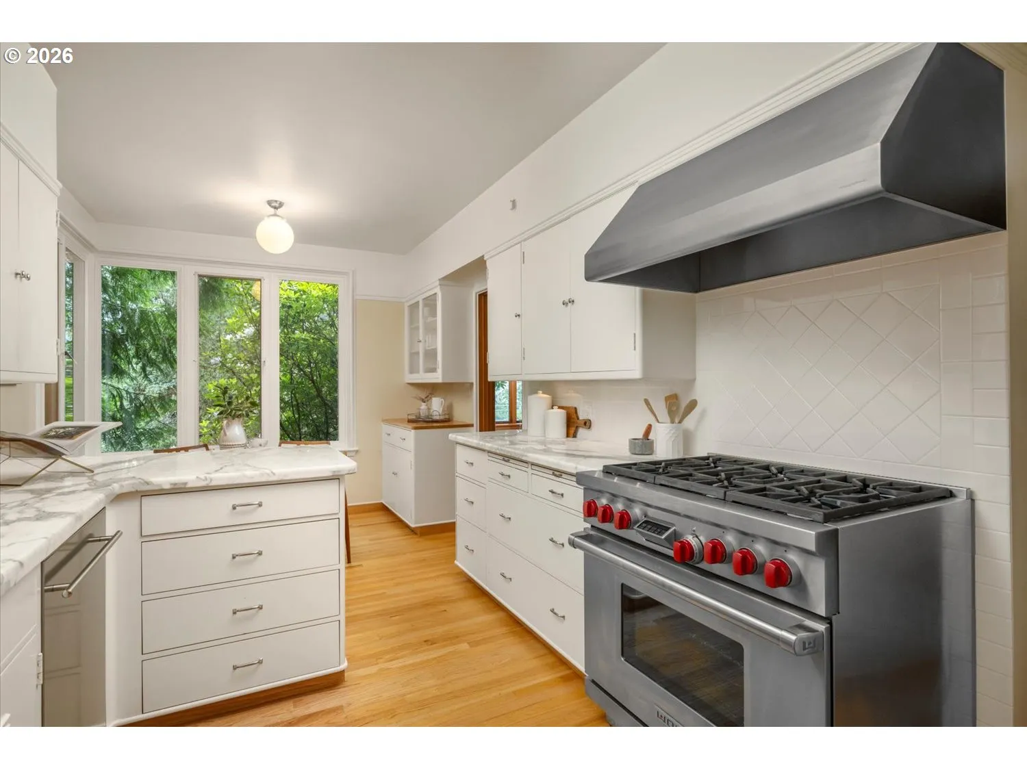 Kitchen-Oven