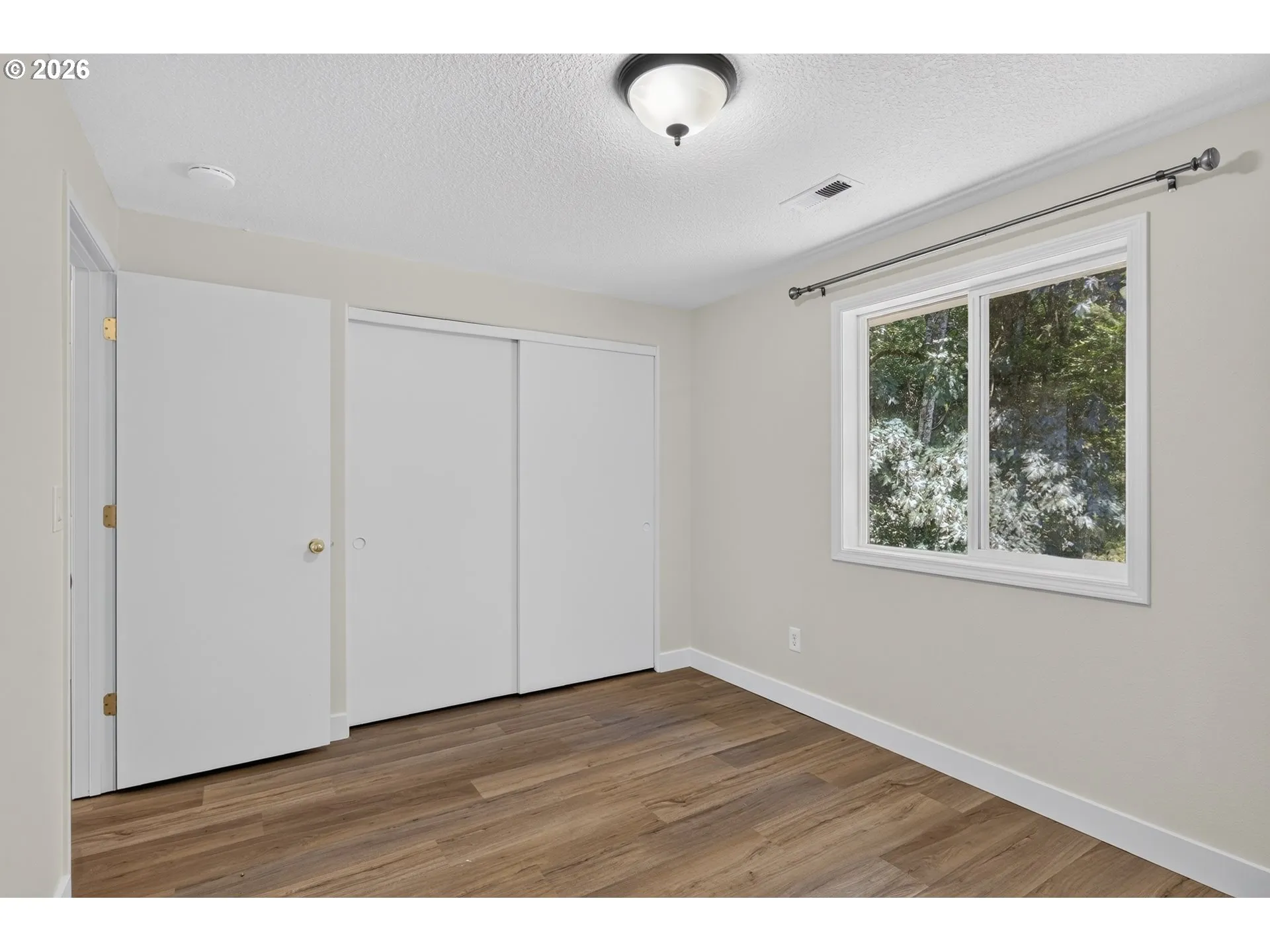 Bedroom-Upper