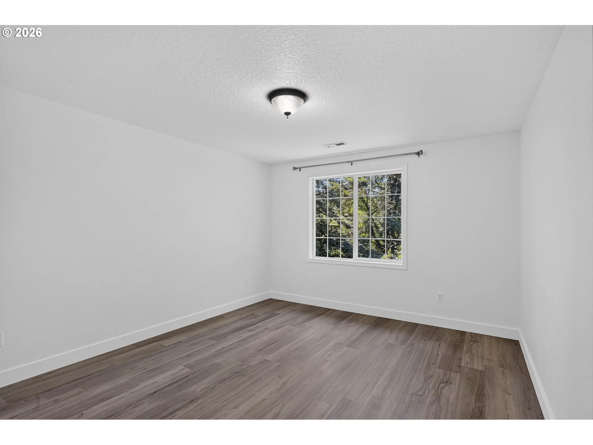 Bedroom-Upper