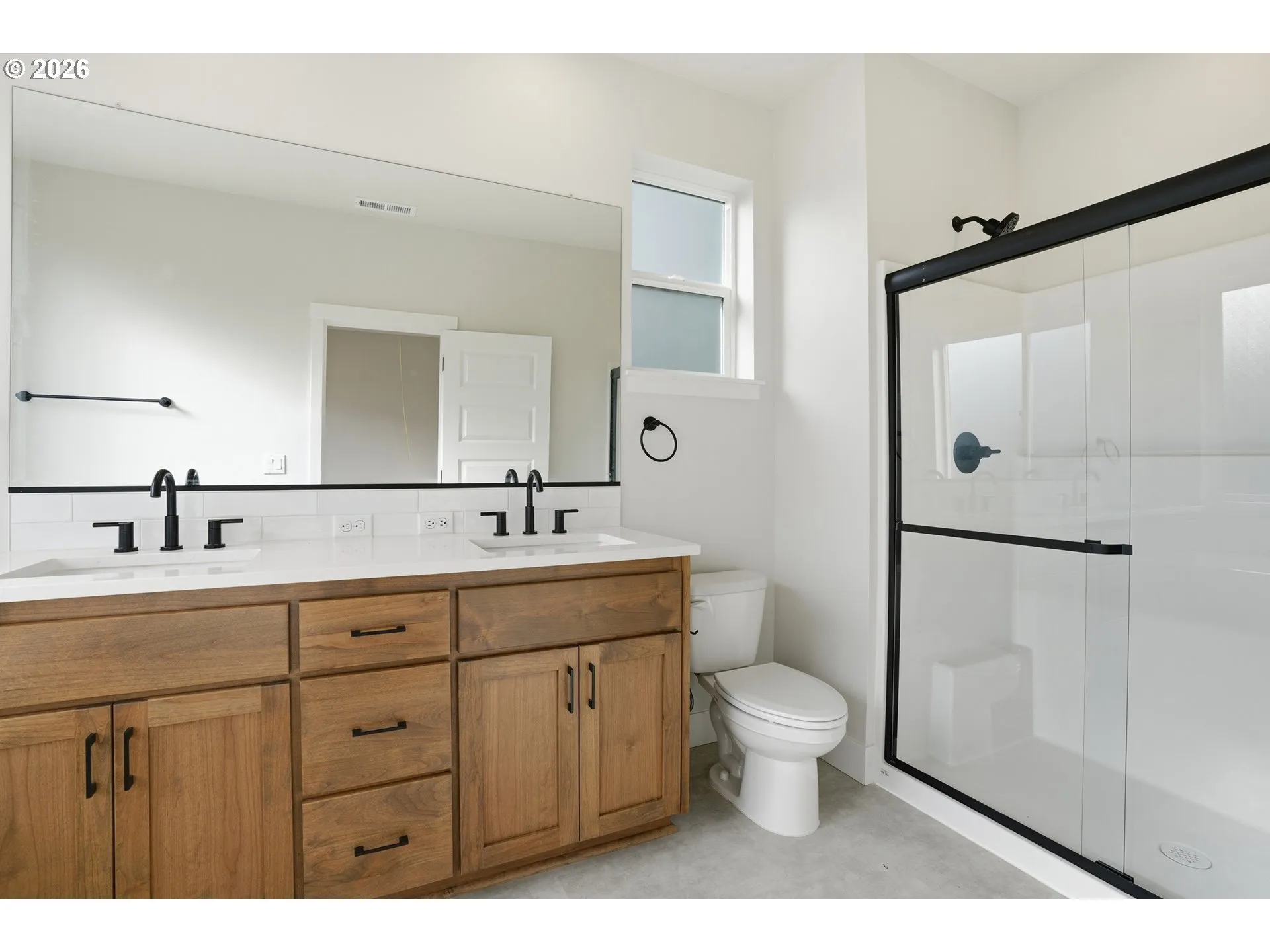 Bathroom, Attached-Walk in Shower