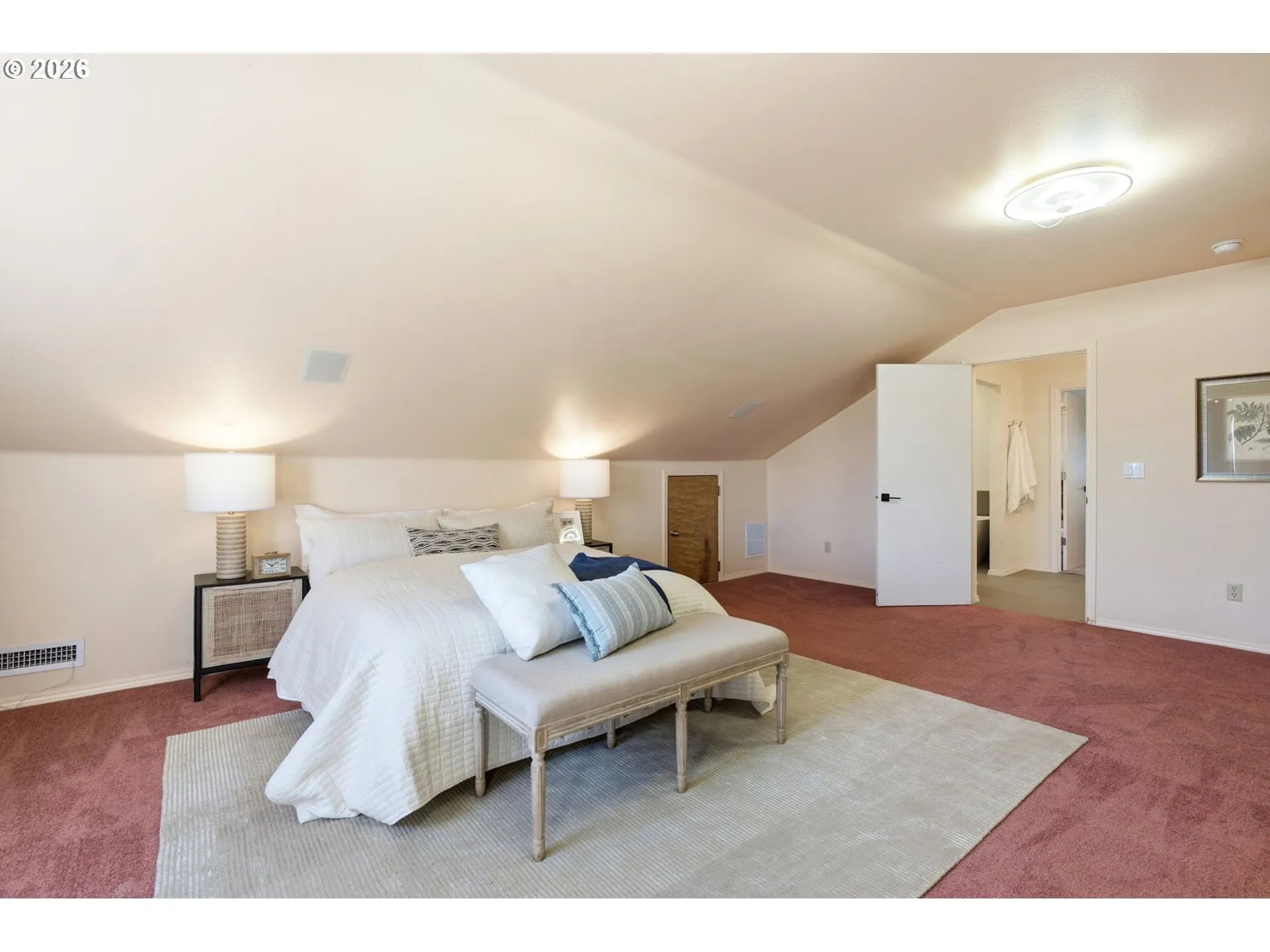 Bedroom, Primary-Upper