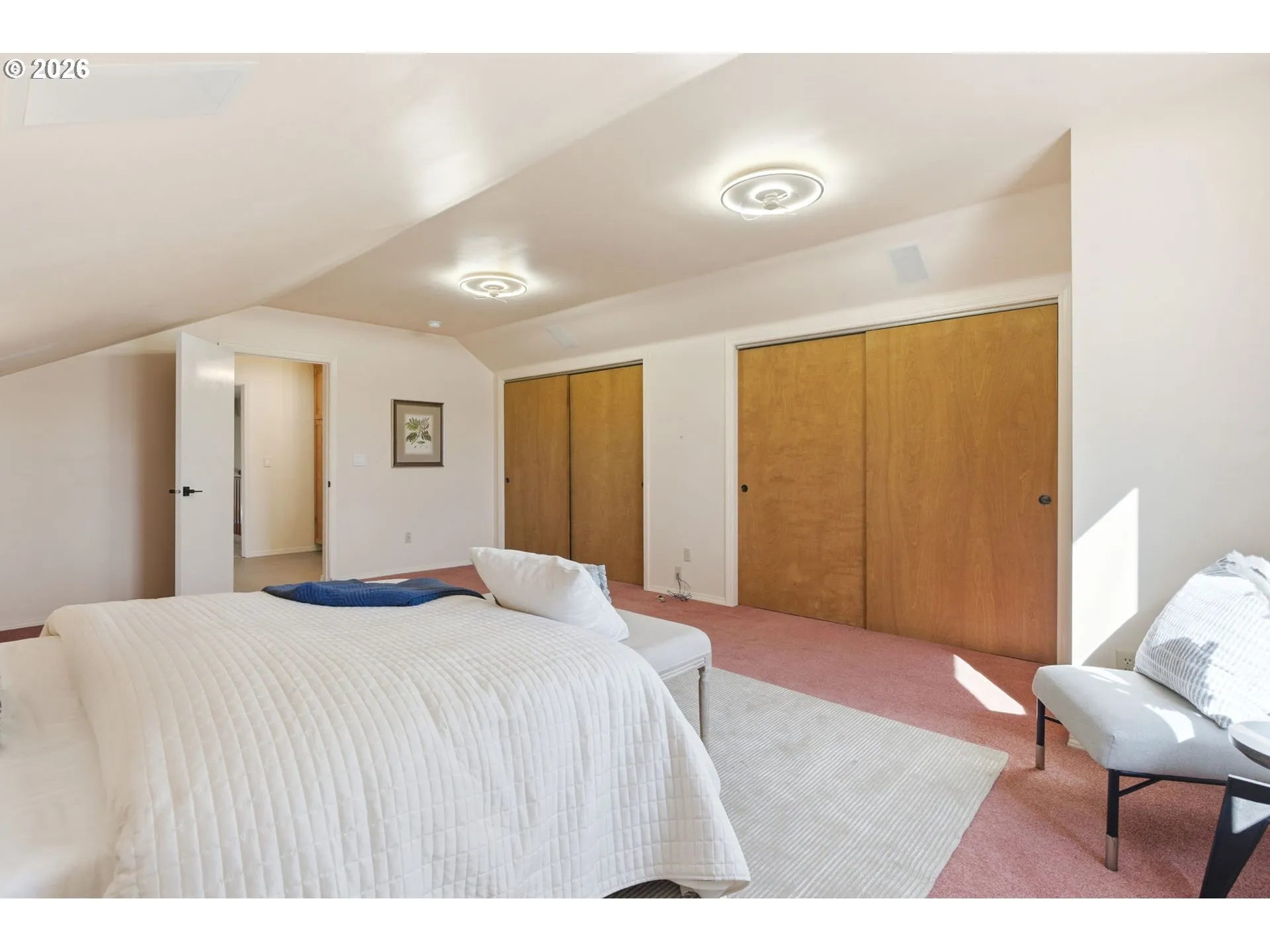 Bedroom, Primary-Upper