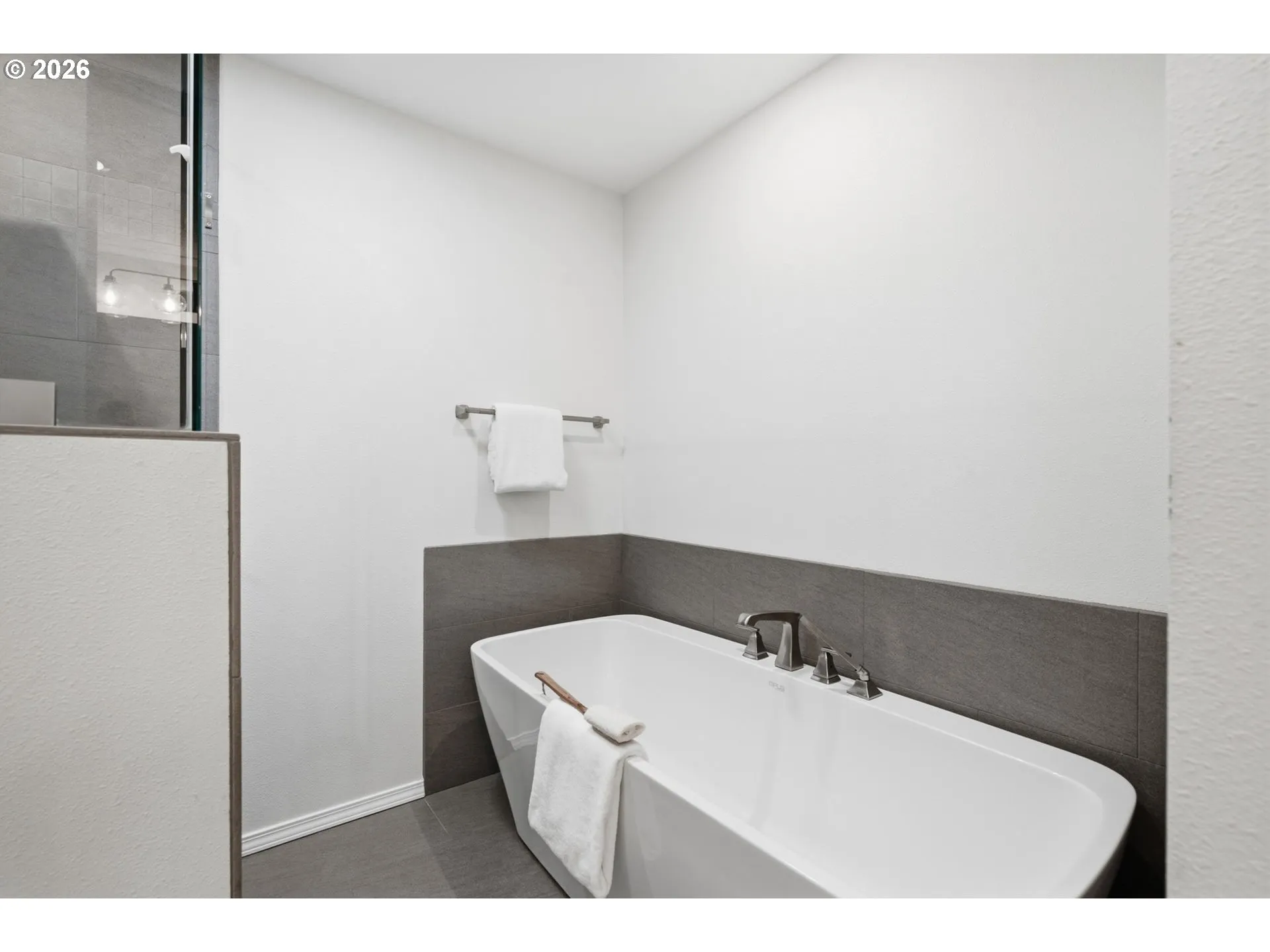 Bathroom-Garden Tub