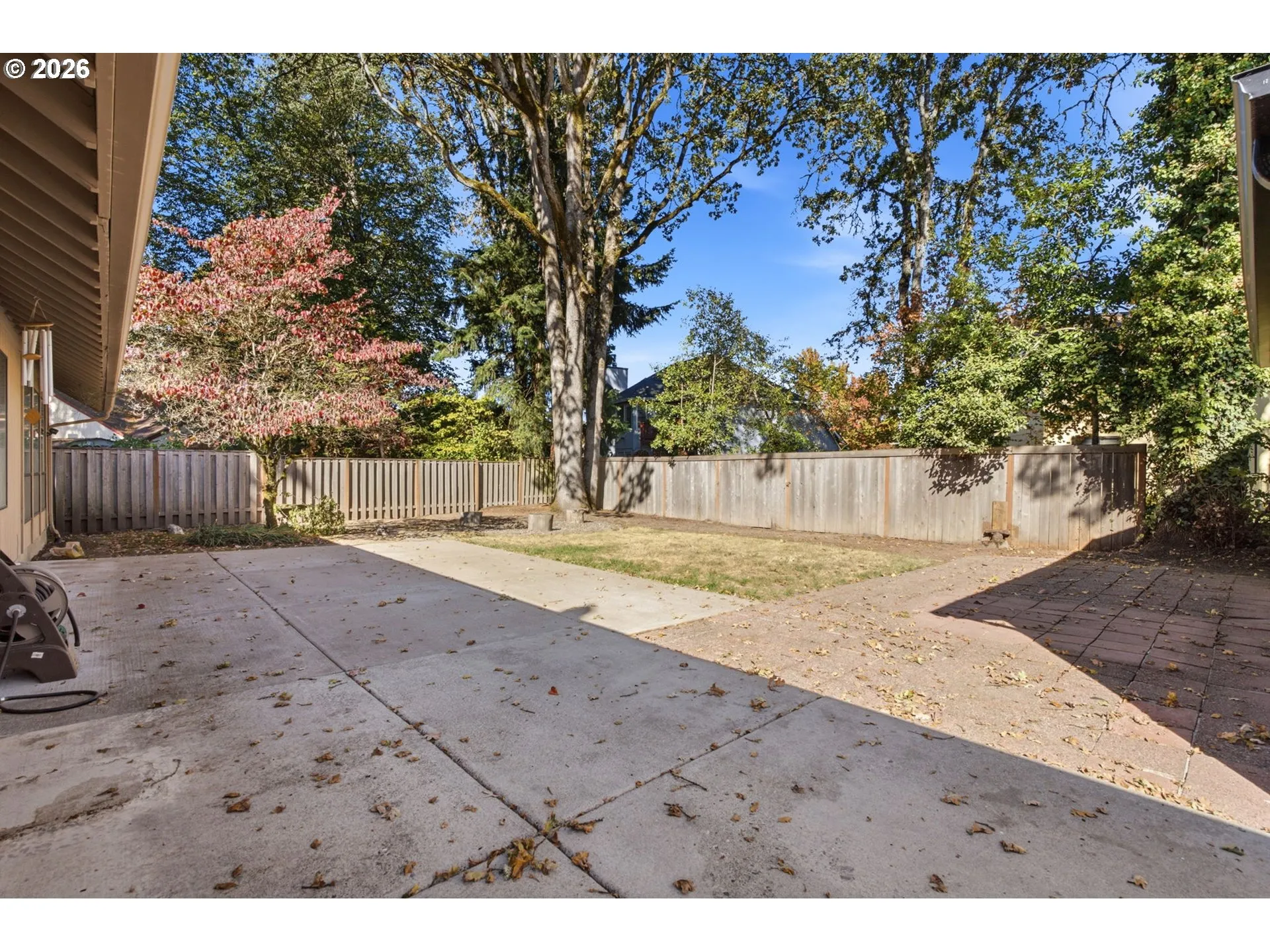 Yard-Back