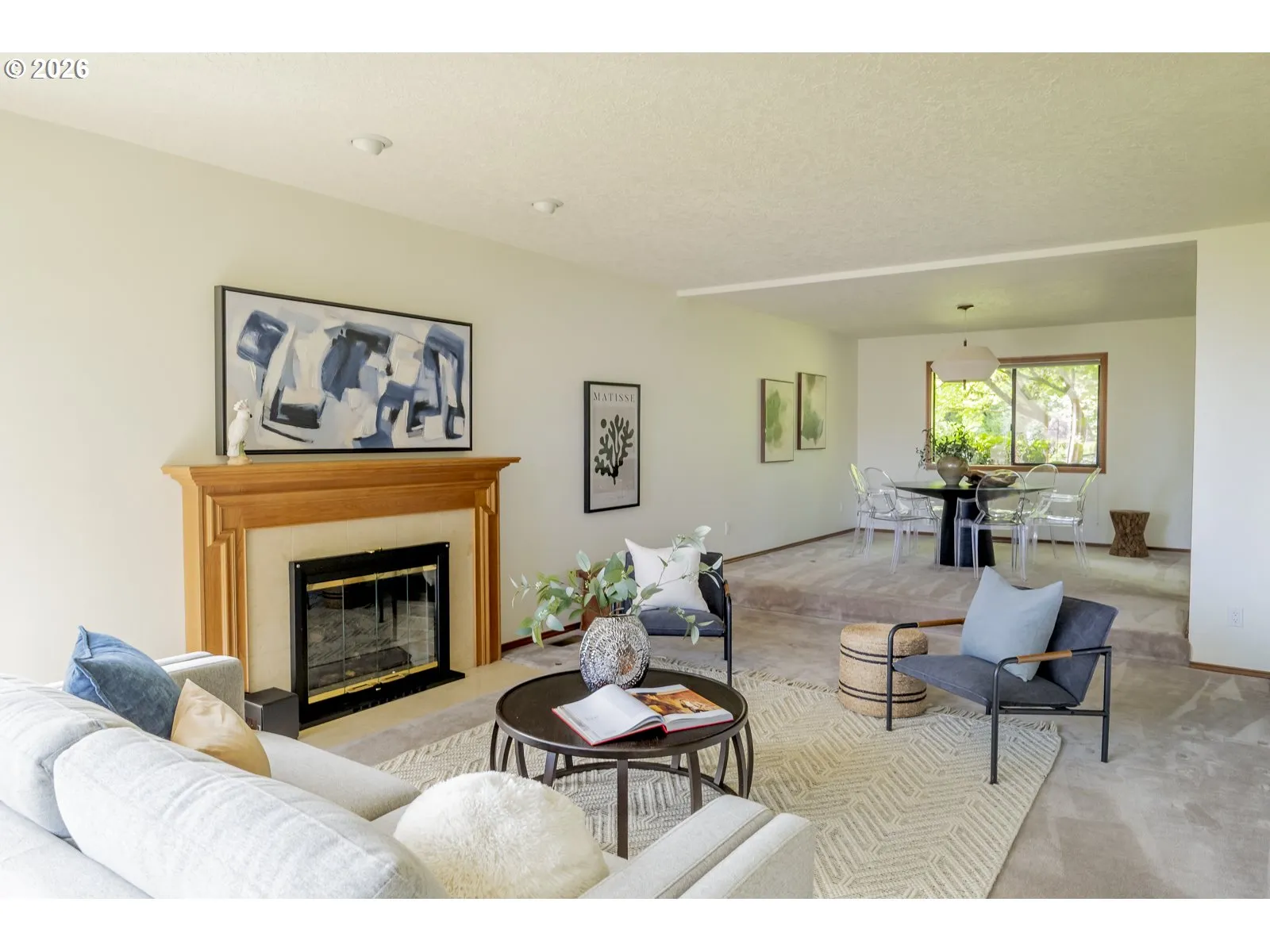Living Room/Dining Room