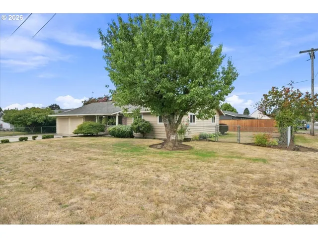 Yard-Front
