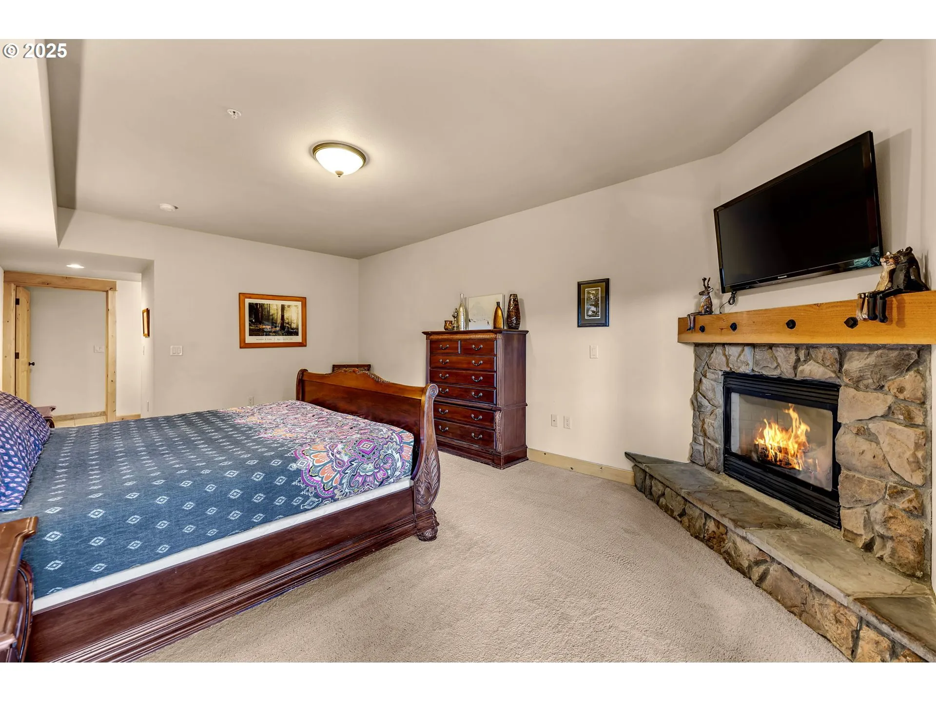 Primary Bedroom-Fireplace