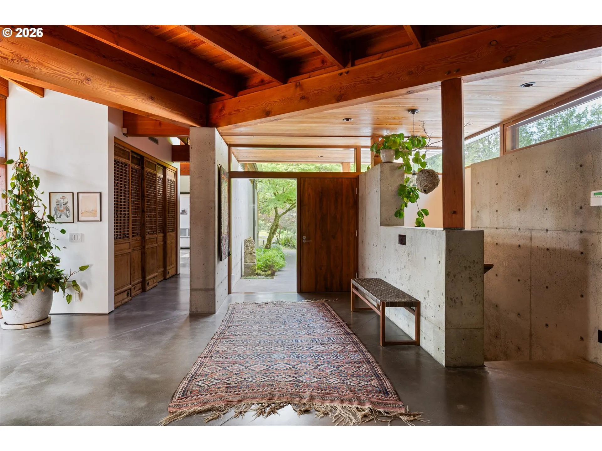 Entrance/Foyer