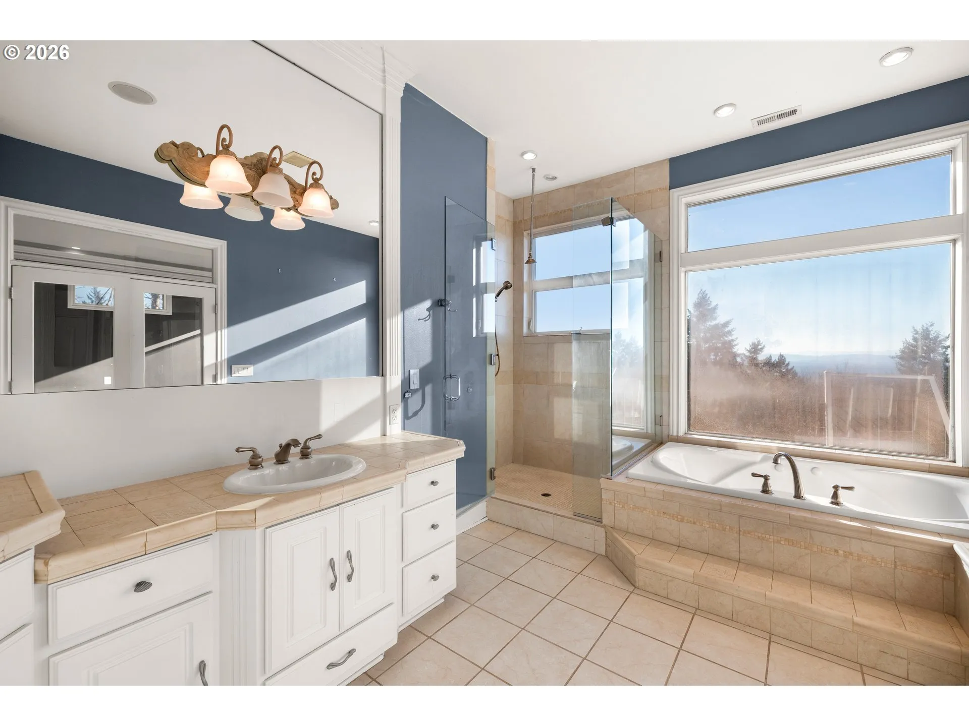 Owner's Suite Bathroom-Full Bathroom