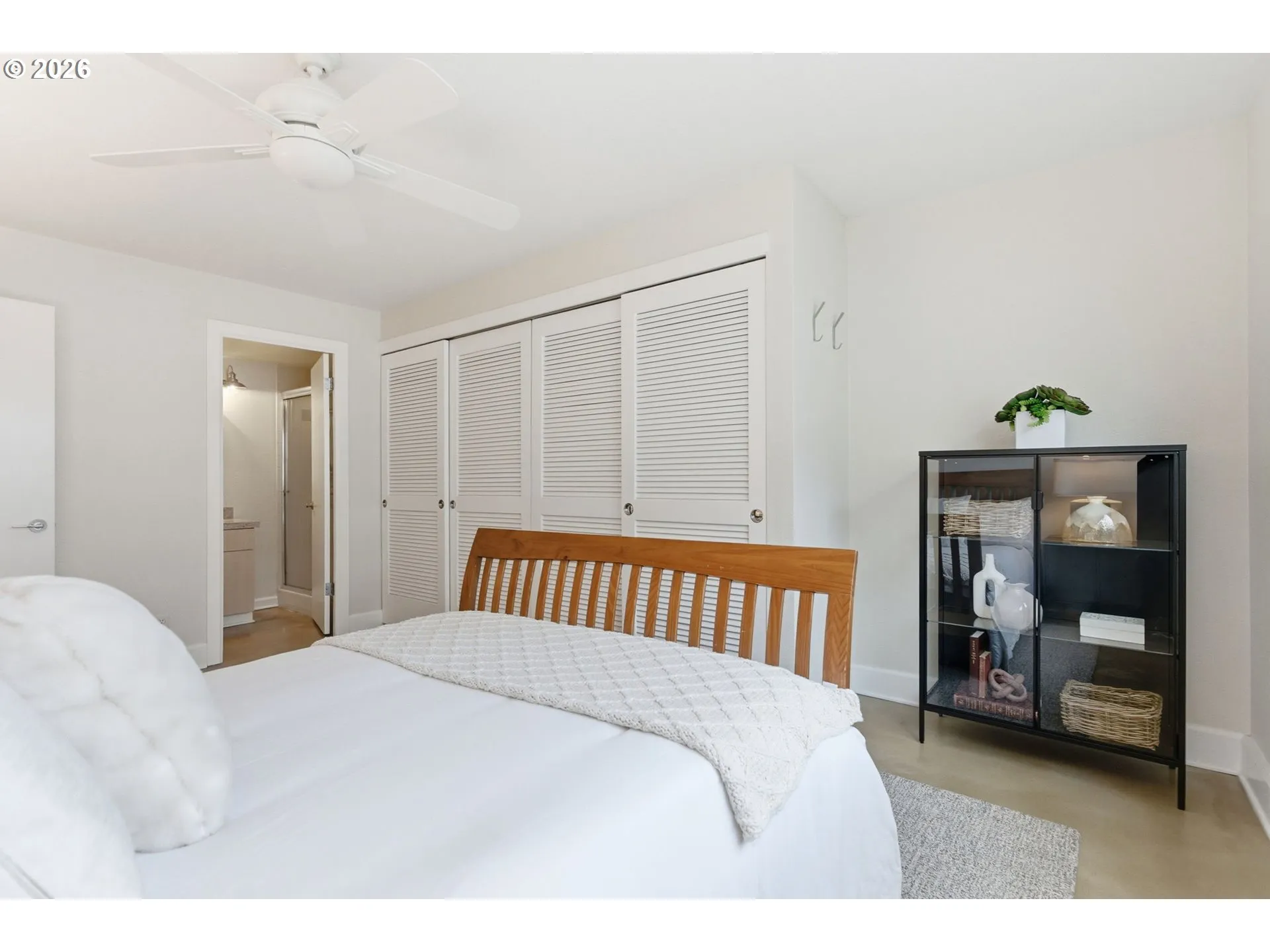 Primary Bedroom-Attached Bathroom