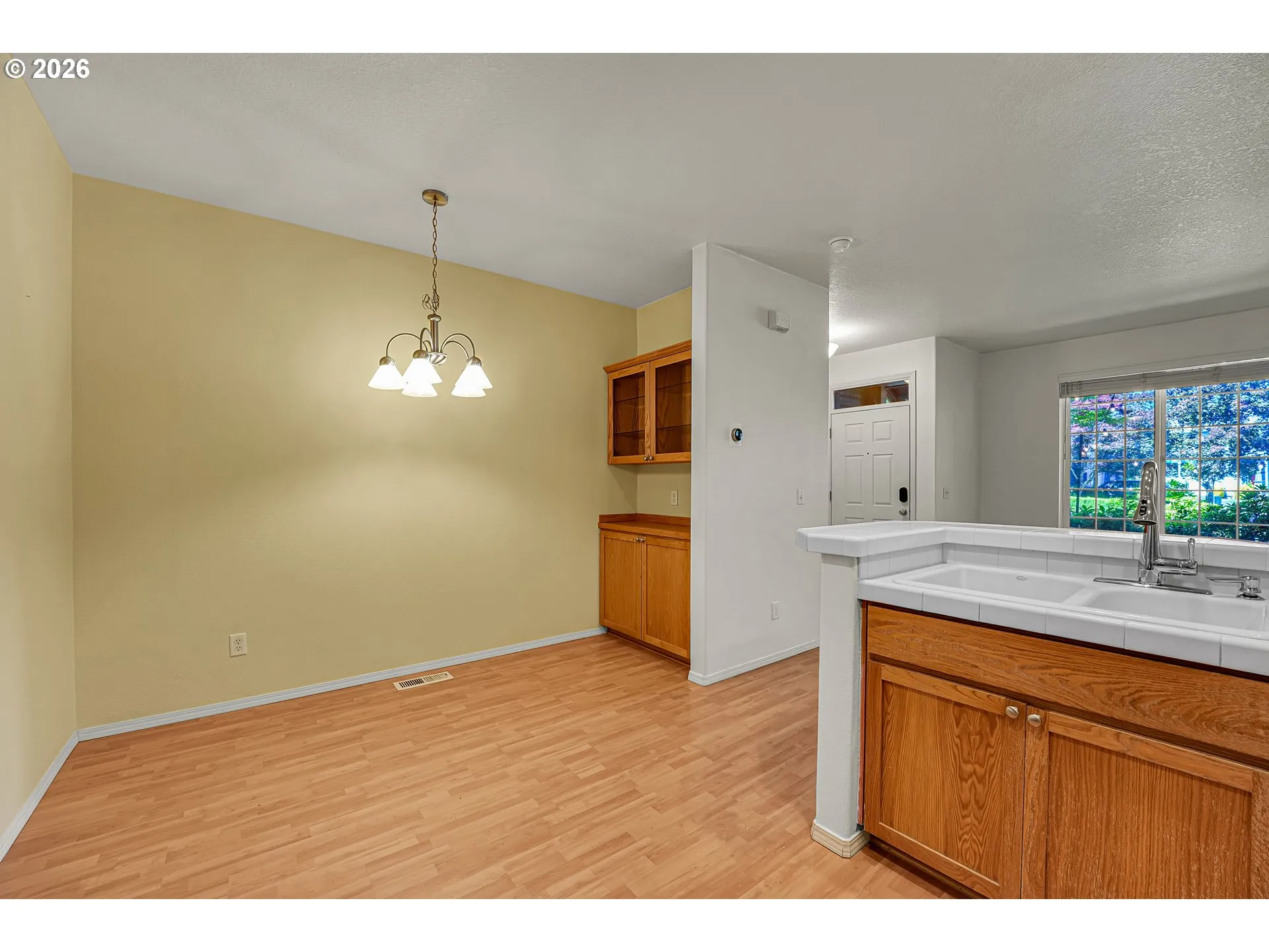 Kitchen/Nook-Eating Area