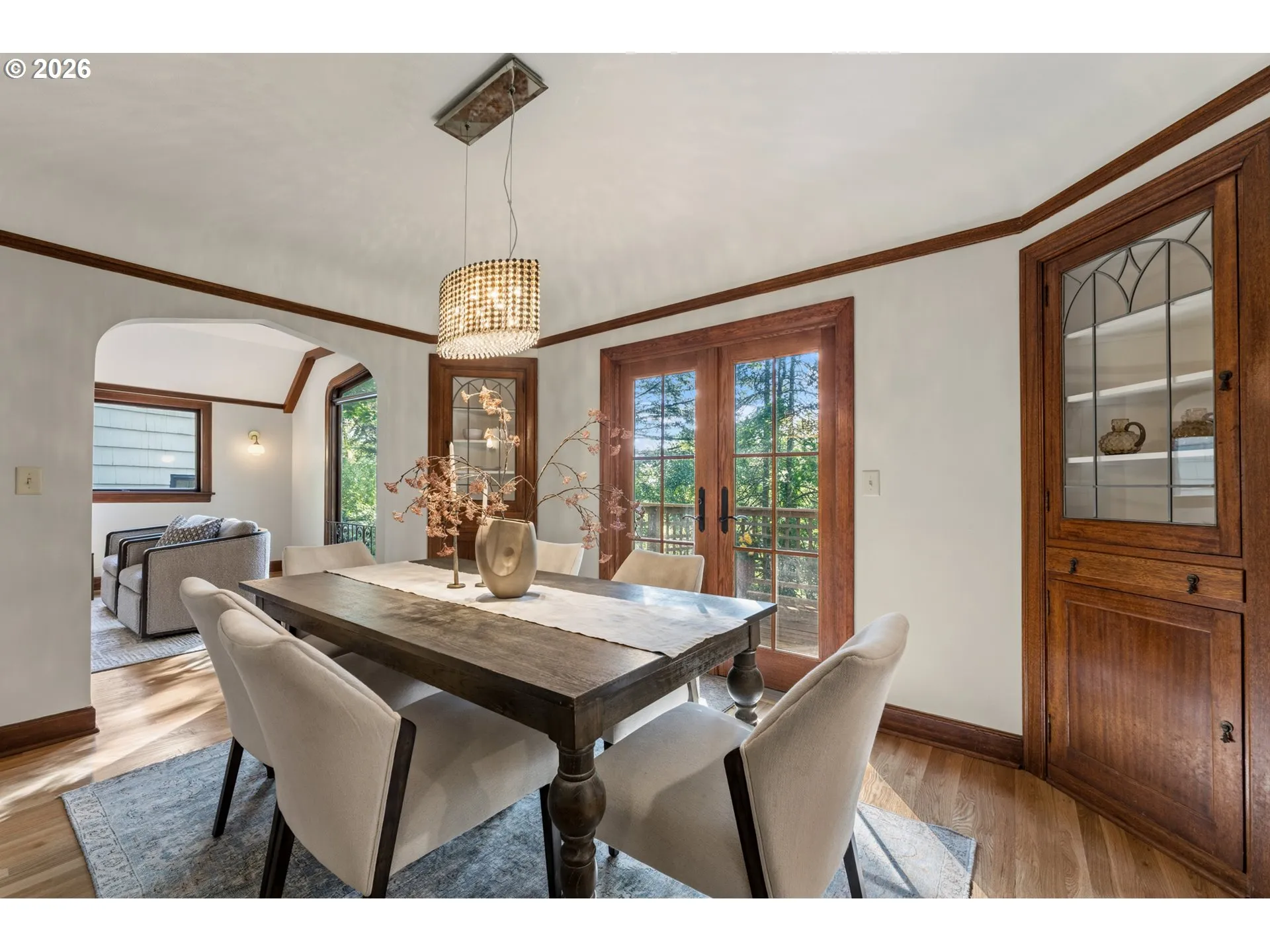 Dining Room-Built-In Cabinets