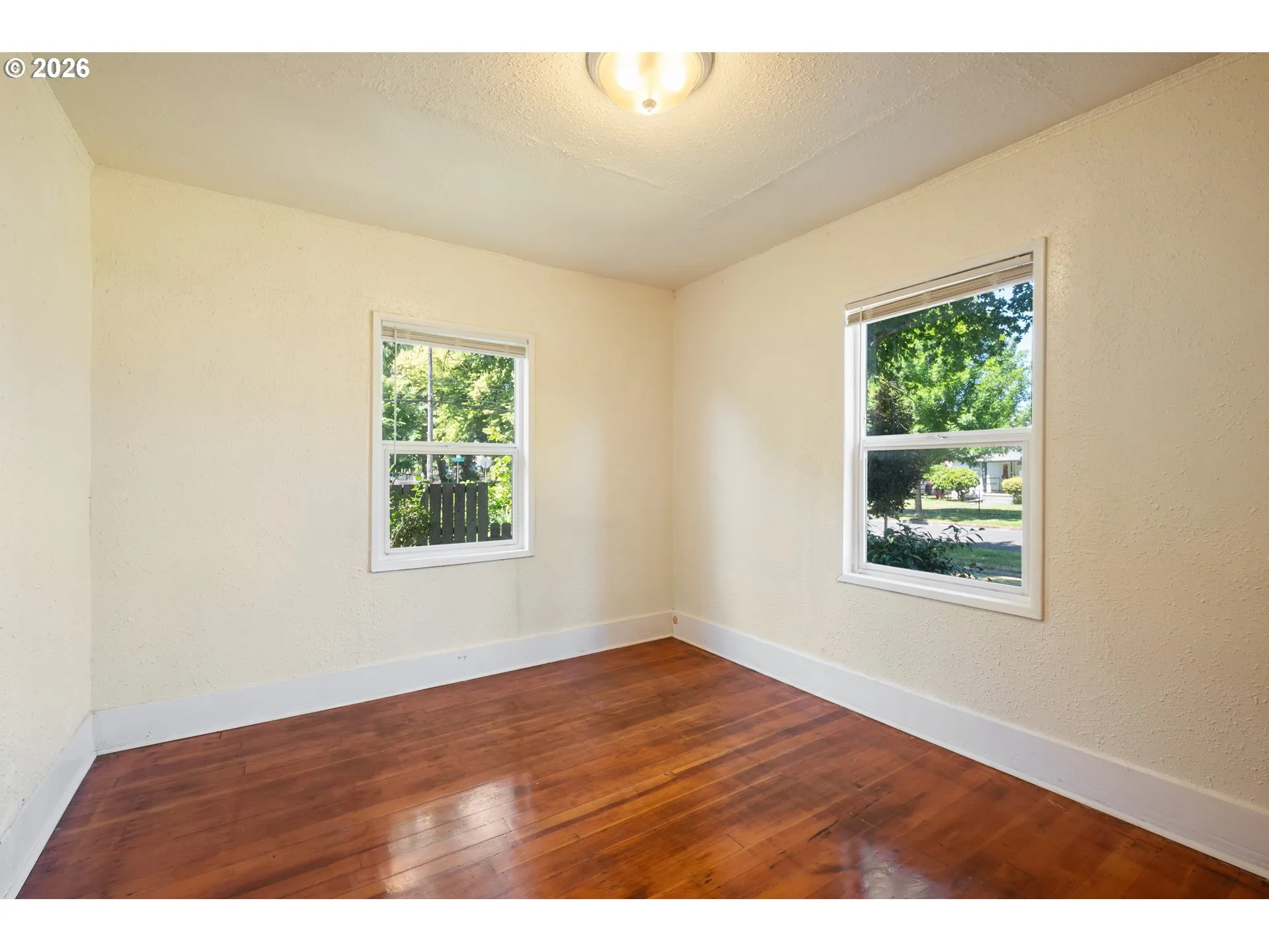 Bedroom, Primary