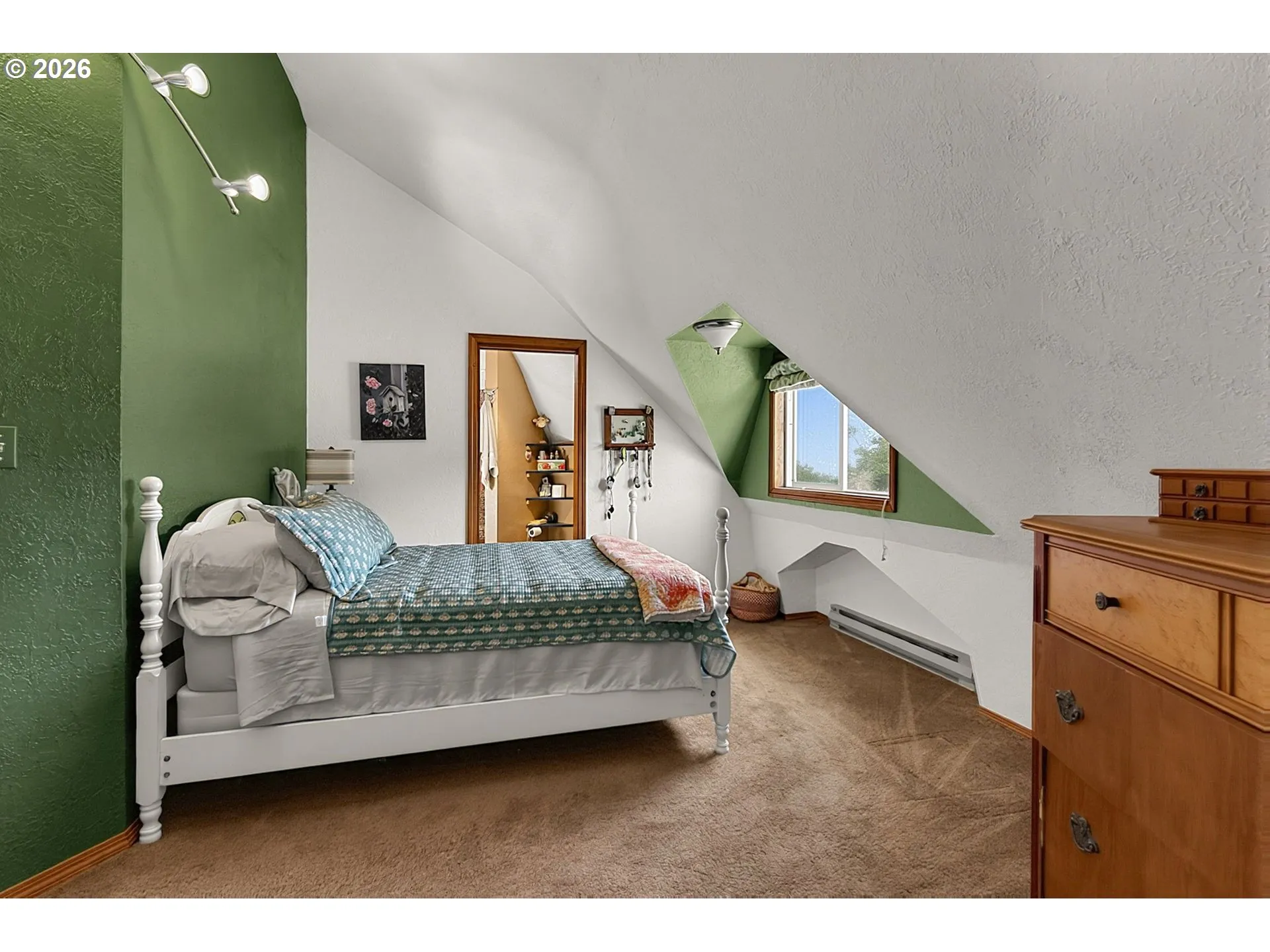 Bedroom, Owner's Suite