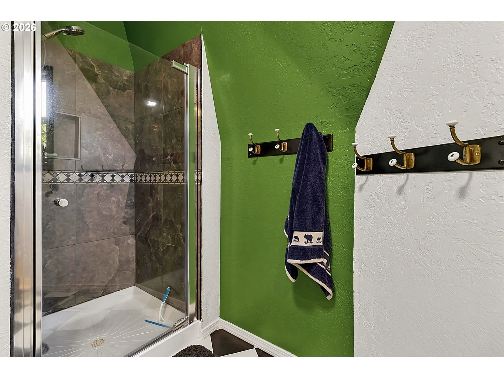 Bathroom-Lower