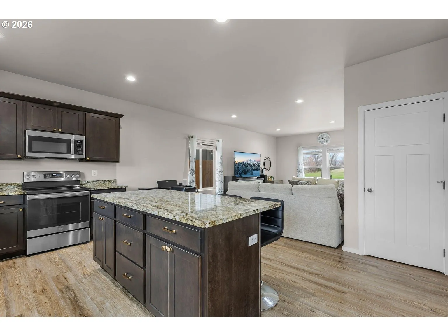 Kitchen-Island